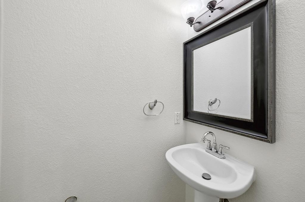 1521 Foppiano Loop, Round Rock, TX 78665