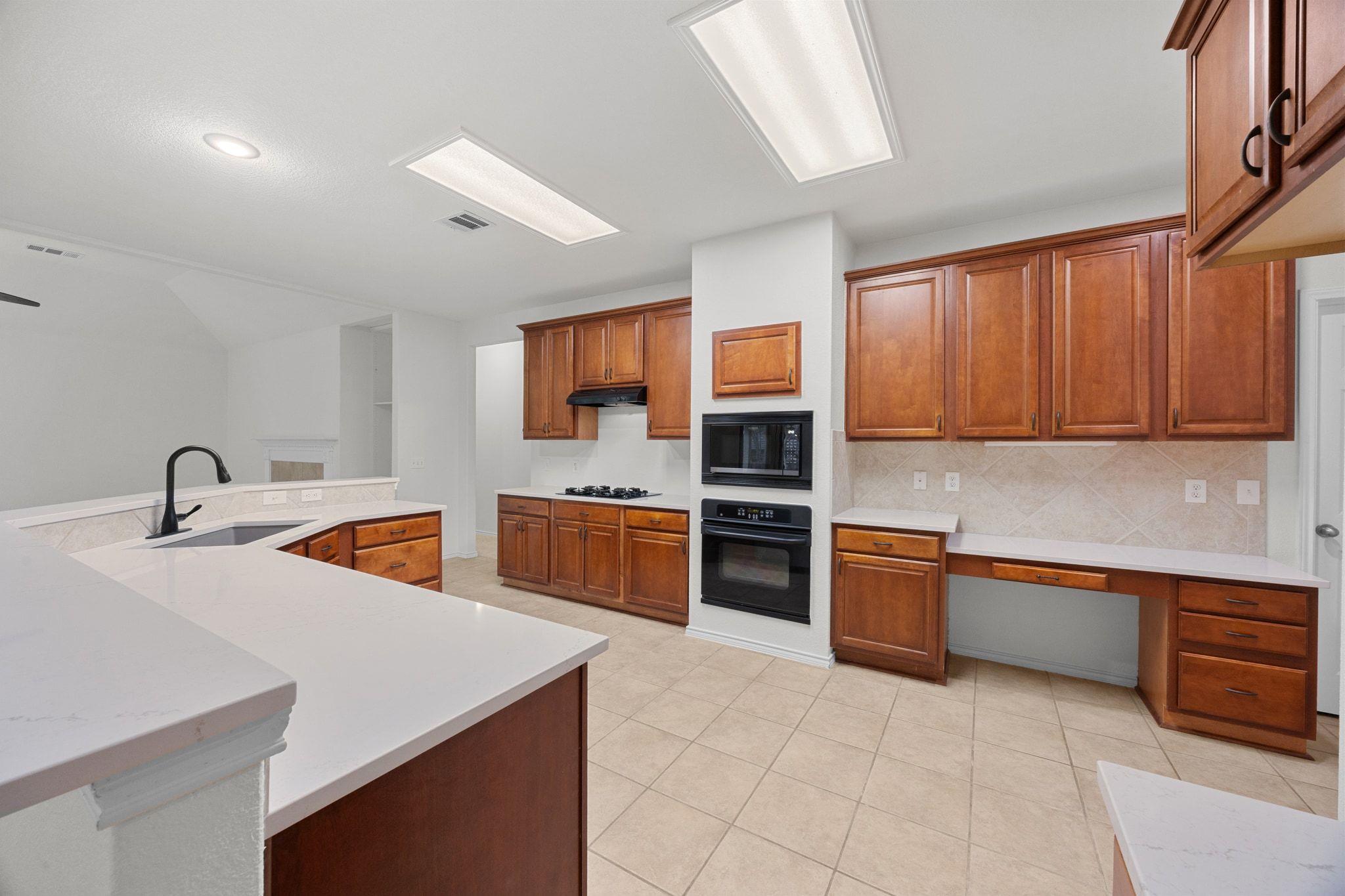 1521 Foppiano Loop, Round Rock, TX 78665