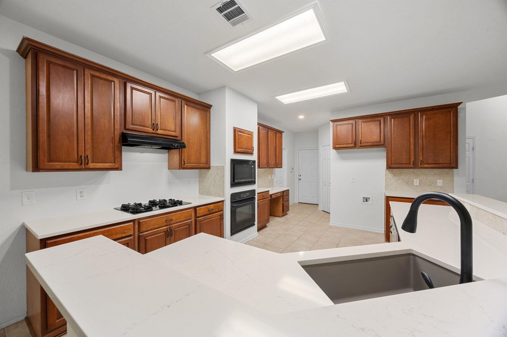 1521 Foppiano Loop, Round Rock, TX 78665