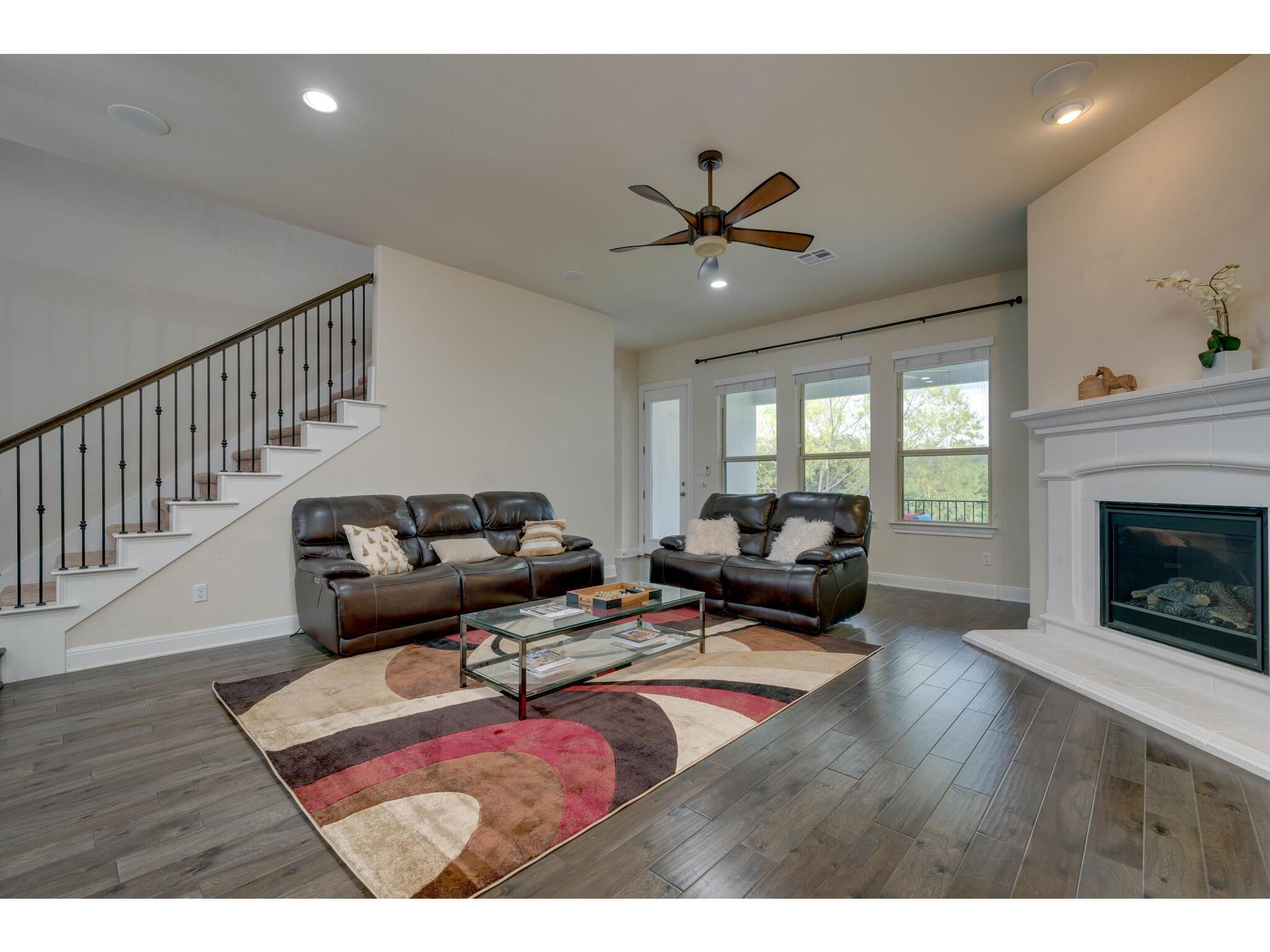 158 Senna Dr, Dripping Springs, TX 78620