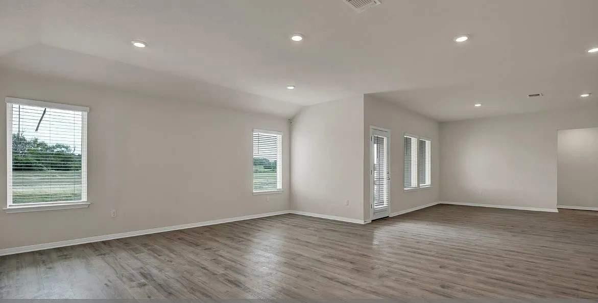 116 Loon Dr, Bastrop, TX 78602