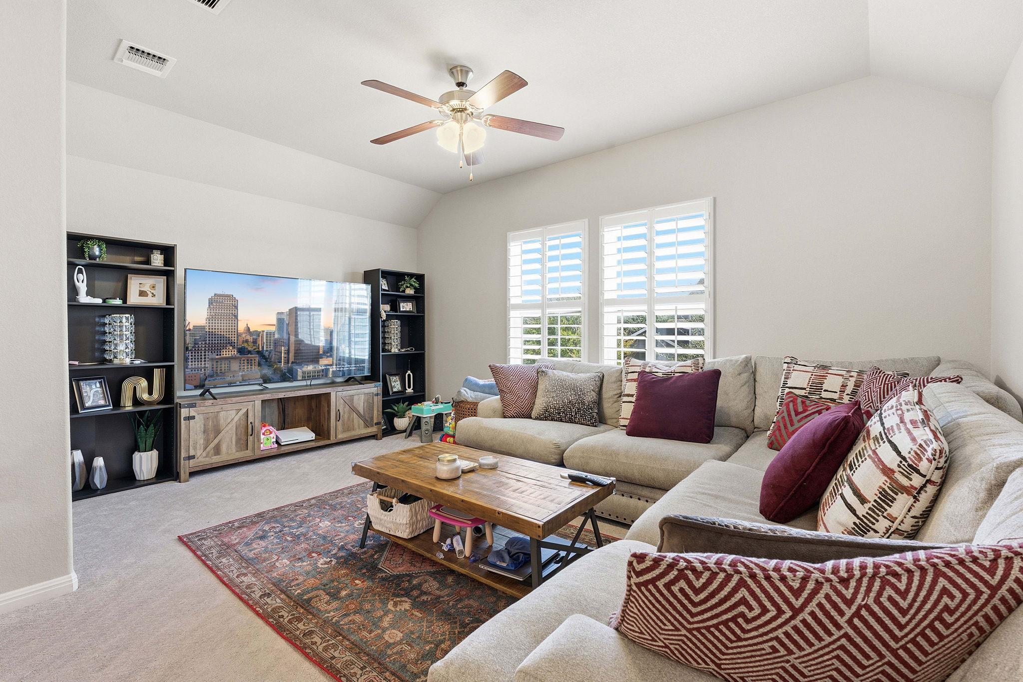 5720 Baythorne Dr, Austin, TX 78747