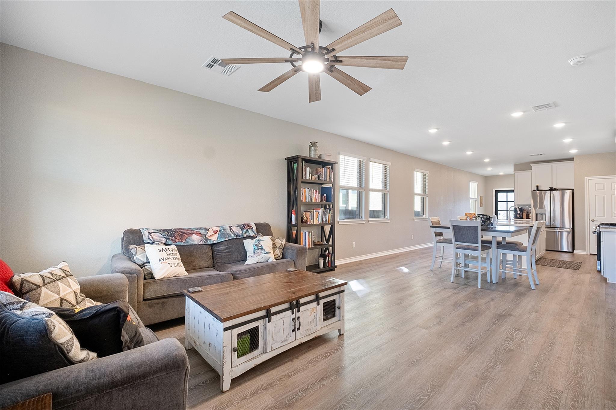 213 Papaya Dr, Buda, TX 78610