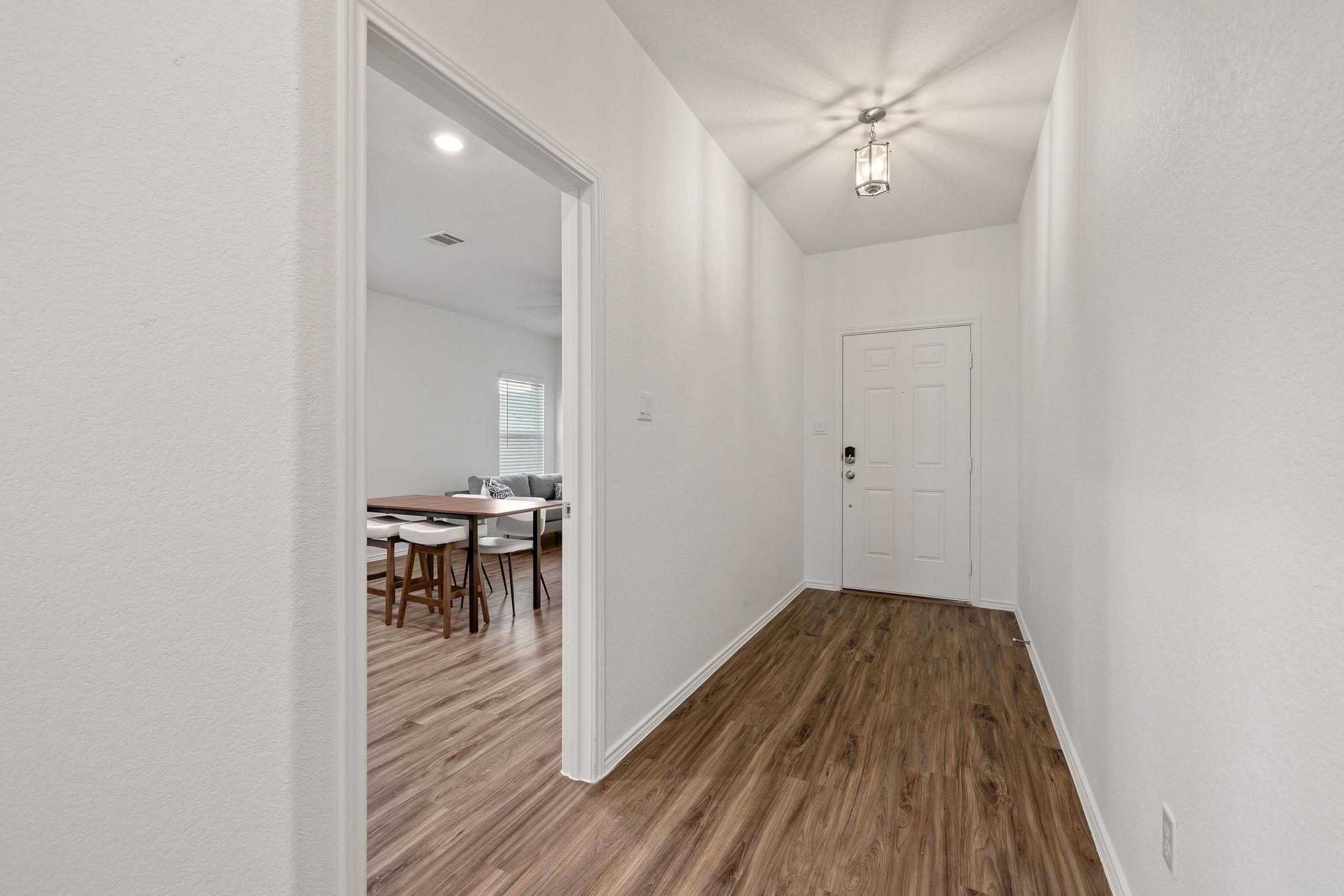 1428 Chad Dr, Round Rock, TX 78665