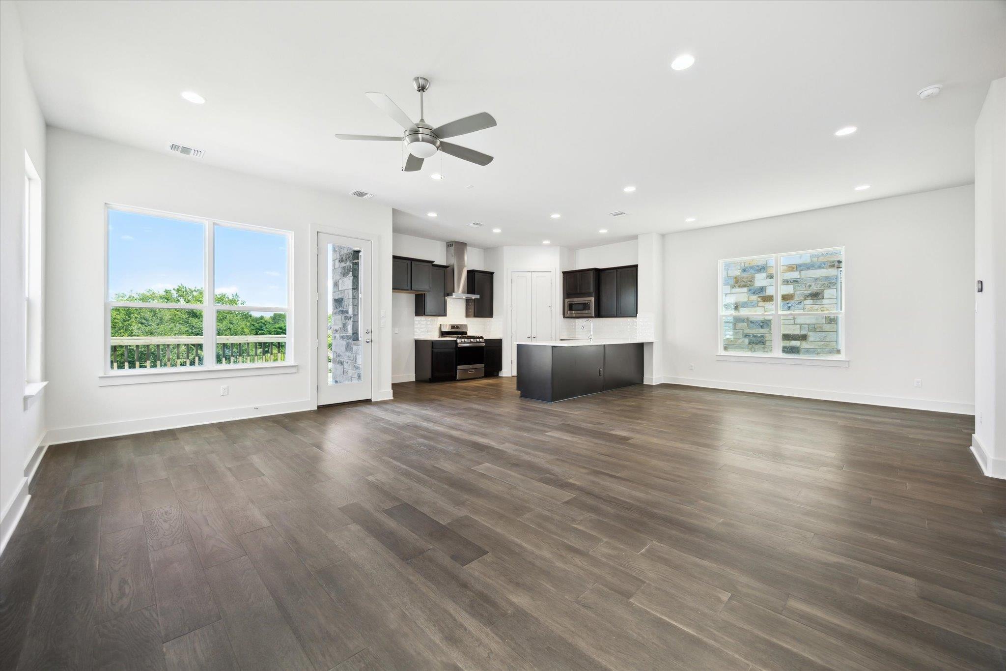 1531 N Red Bud Ln # 21, Round Rock, TX 78665