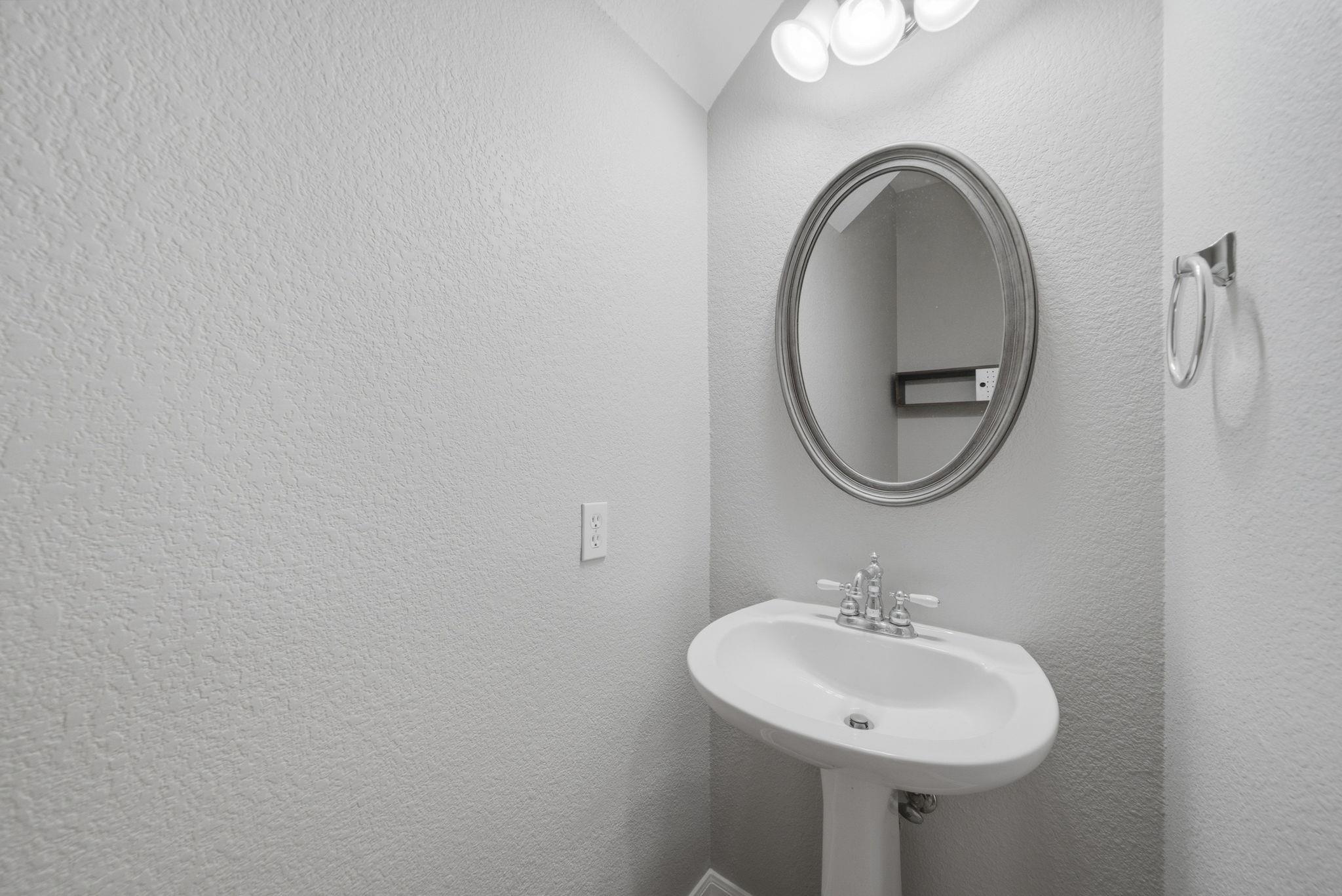 7404 Journeyville Dr, Austin, TX 78735