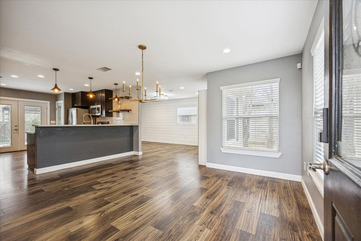 2921 Pecan Springs Rd, Austin, TX 78723