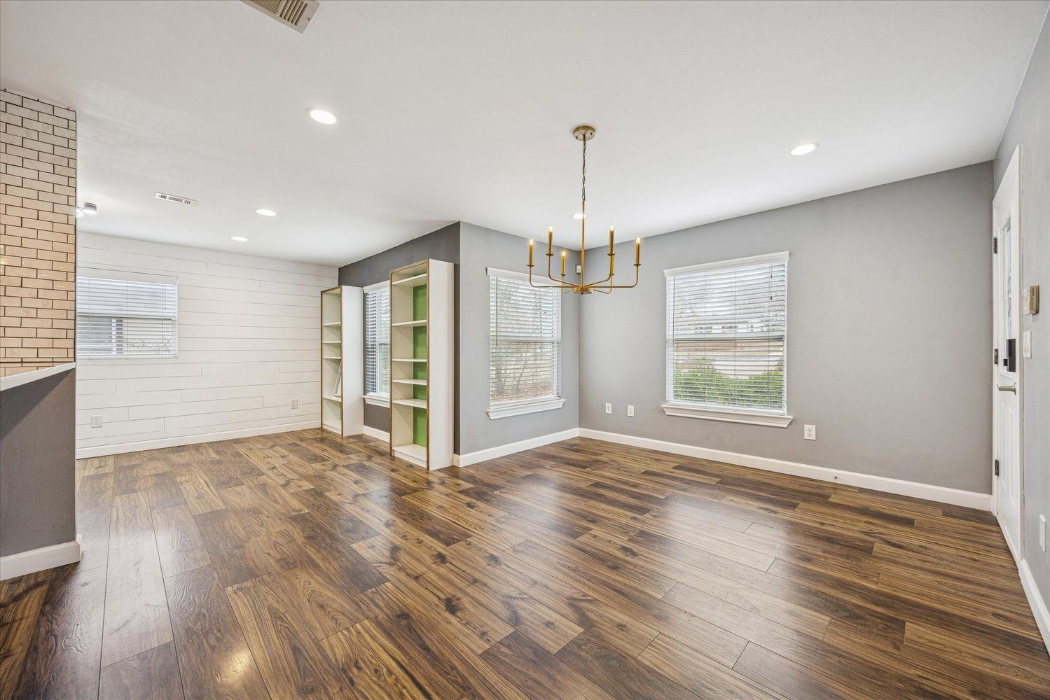 2921 Pecan Springs Rd, Austin, TX 78723