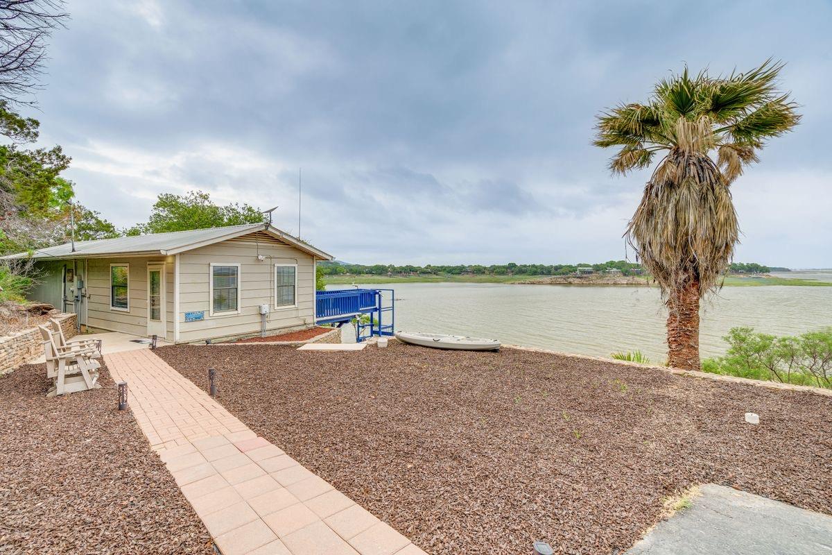 603 Waterway Ln, Burnet, TX 78611