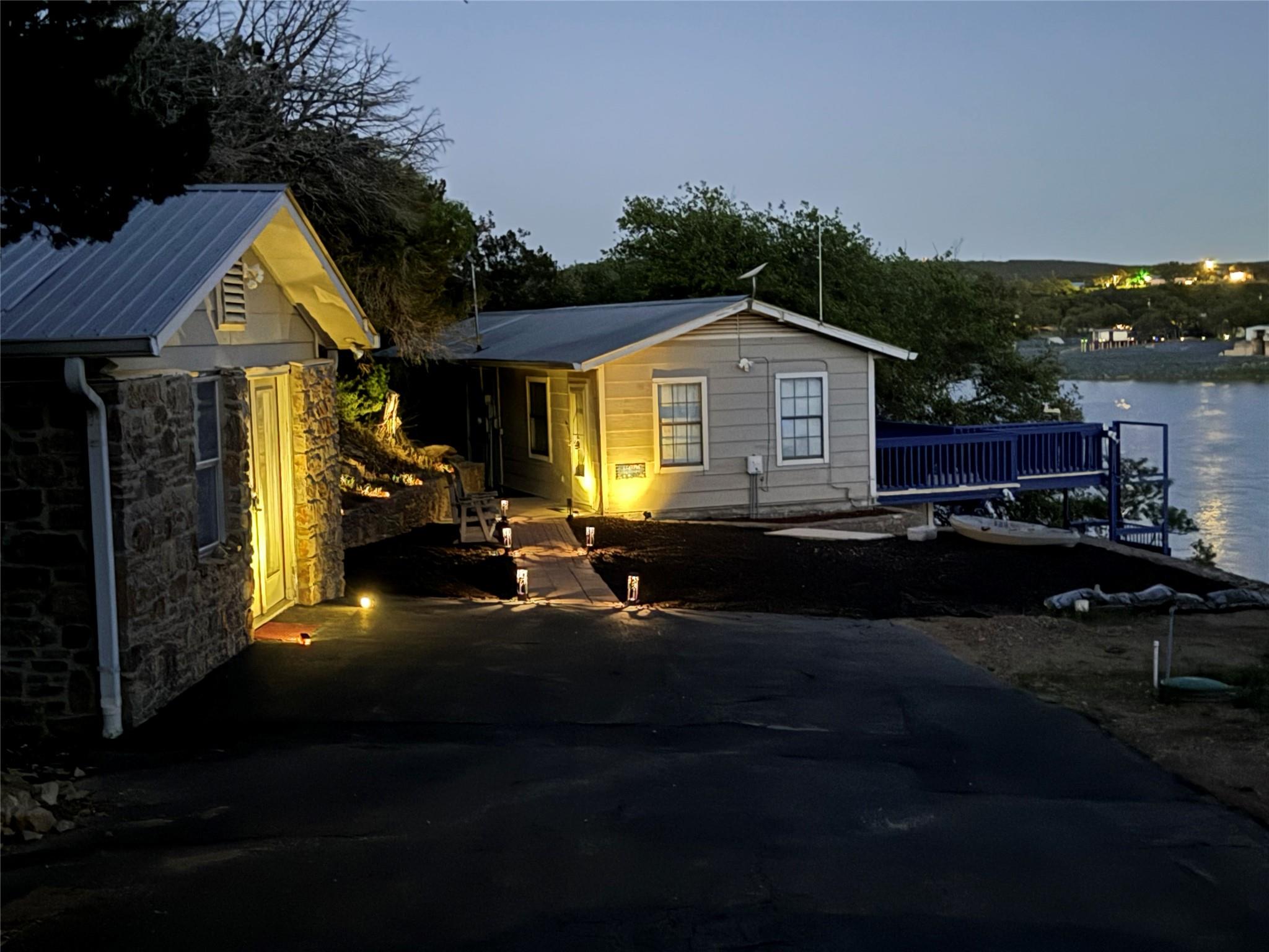 603 Waterway Ln, Burnet, TX 78611