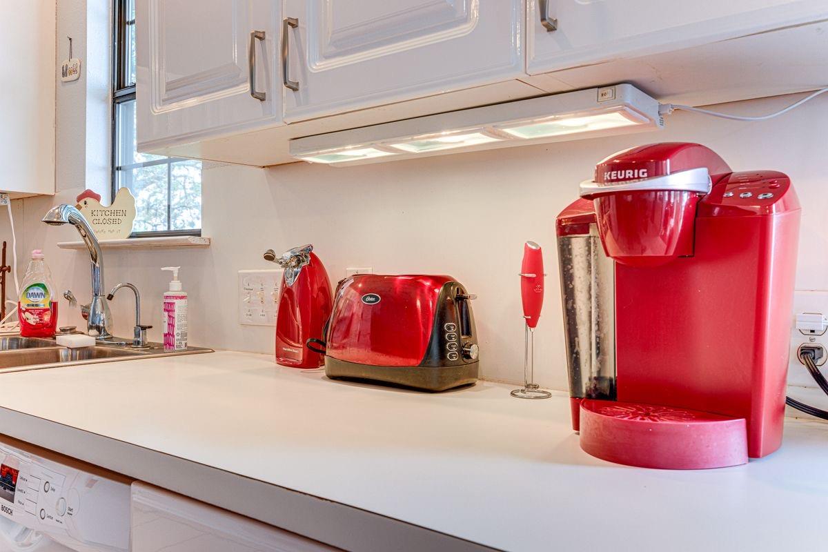 603 Waterway Ln, Burnet, TX 78611