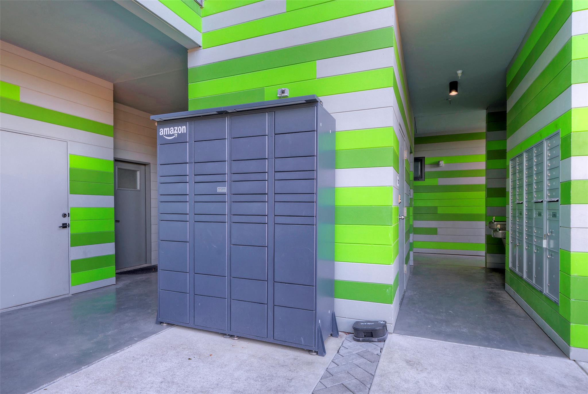 4004 Banister Ln # 207, Austin, TX 78704