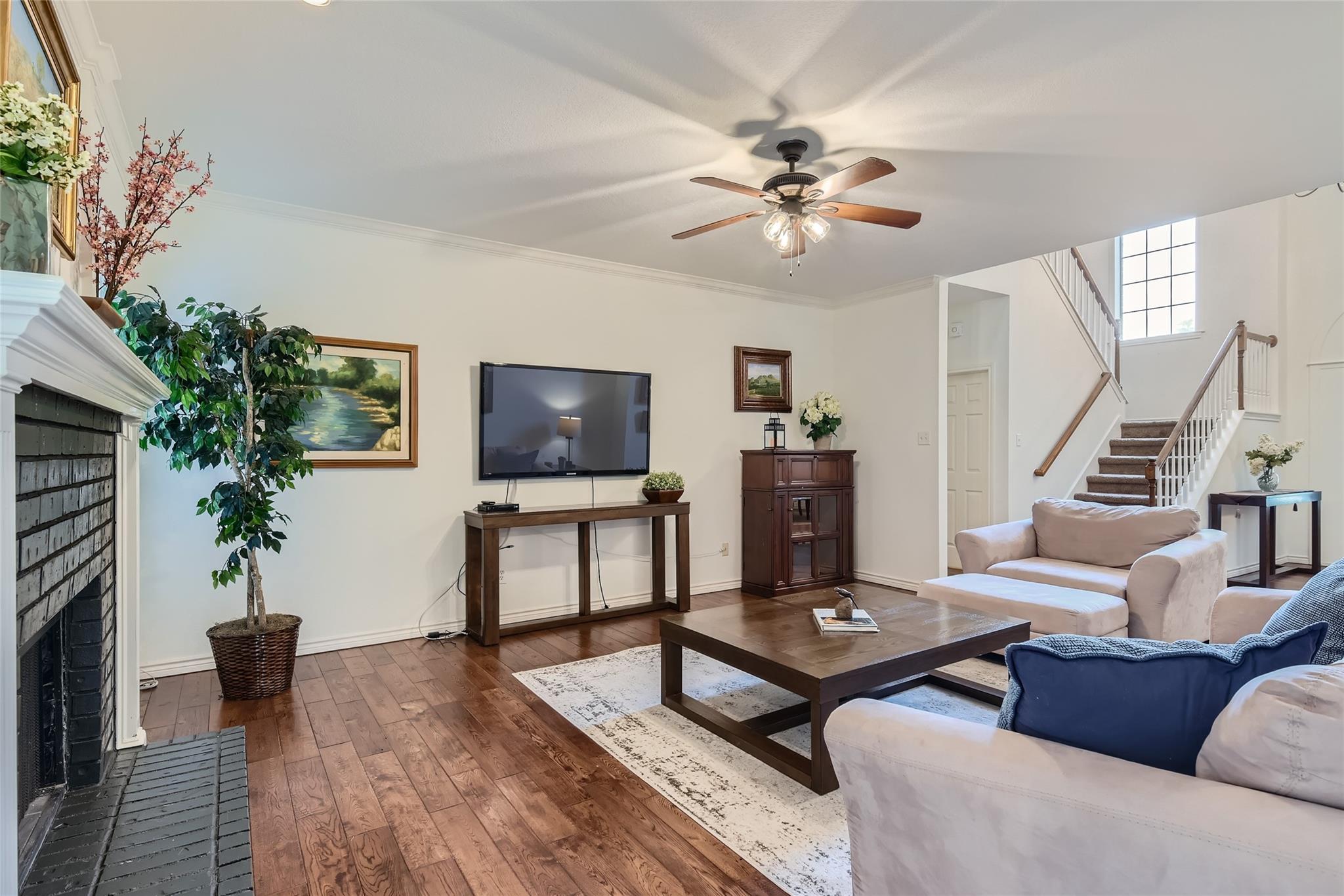 1918 Lakeway Blvd, Lakeway, TX 78734