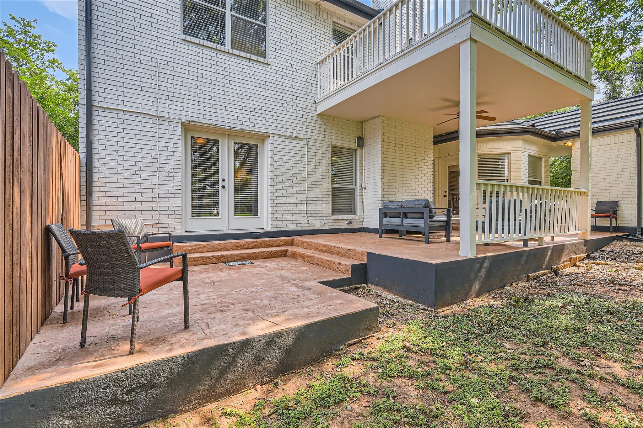 1918 Lakeway Blvd, Lakeway, TX 78734