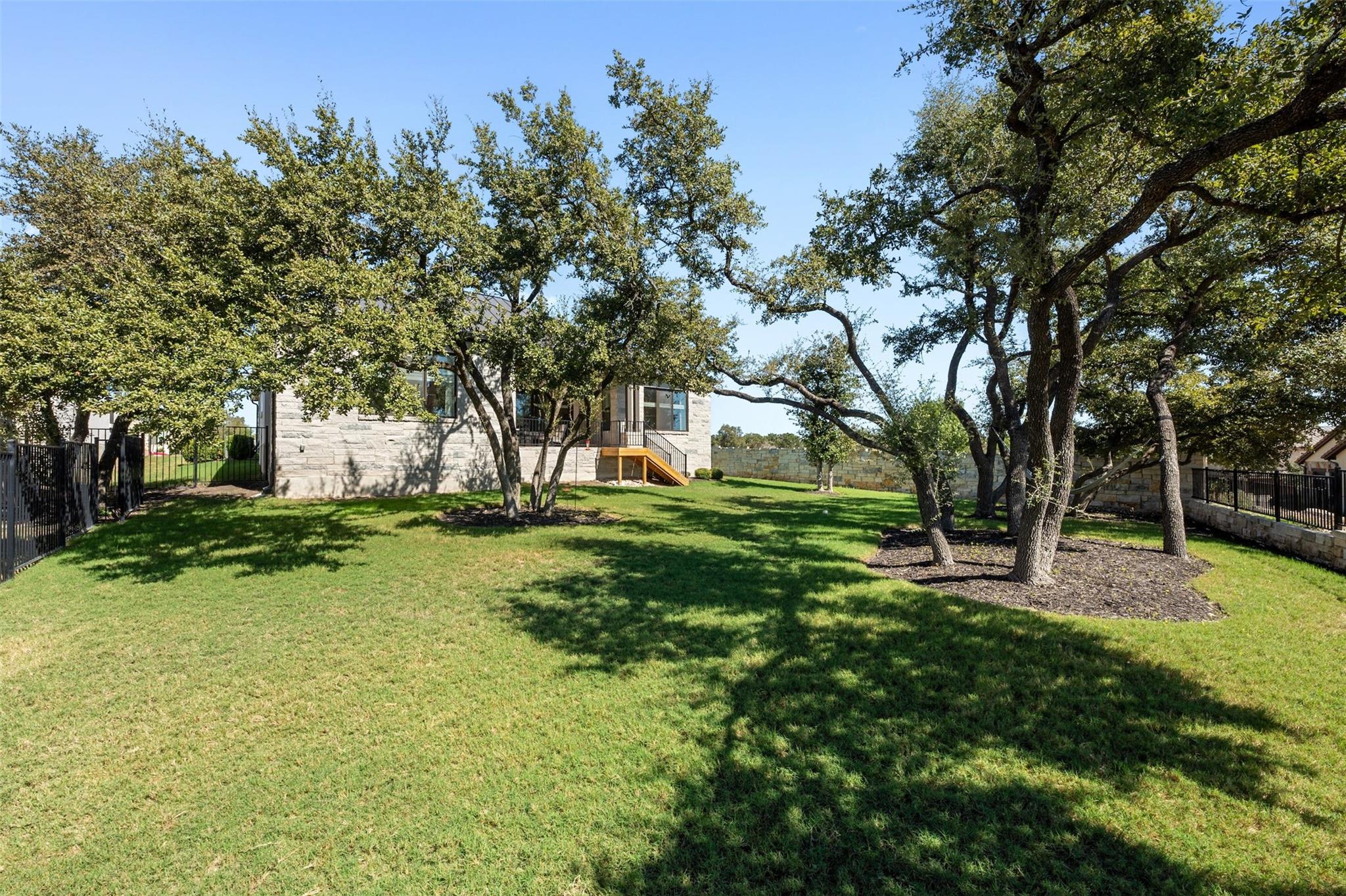 4101 Isadora Dr, Bee Cave, TX 78738