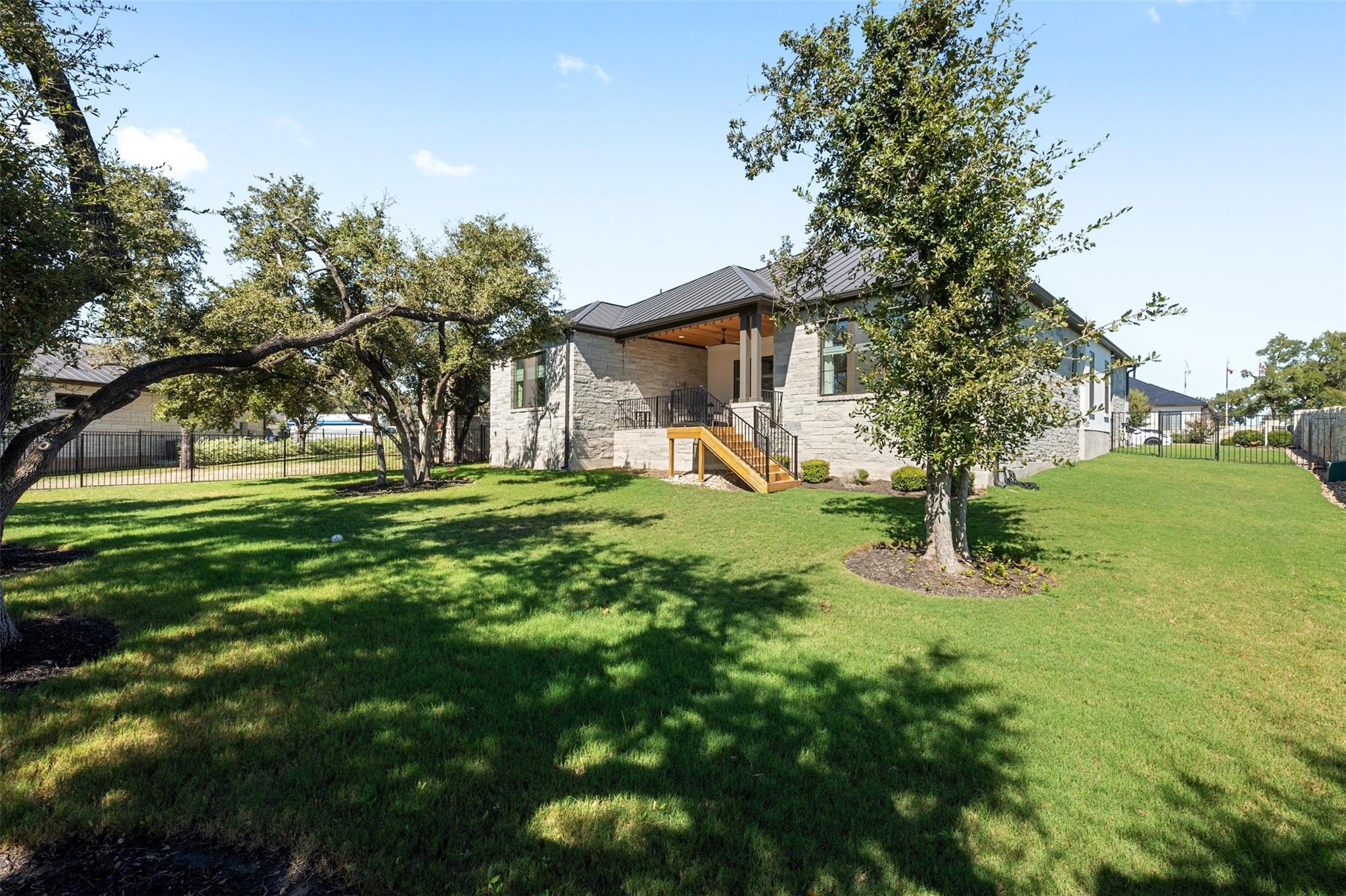 4101 Isadora Dr, Bee Cave, TX 78738