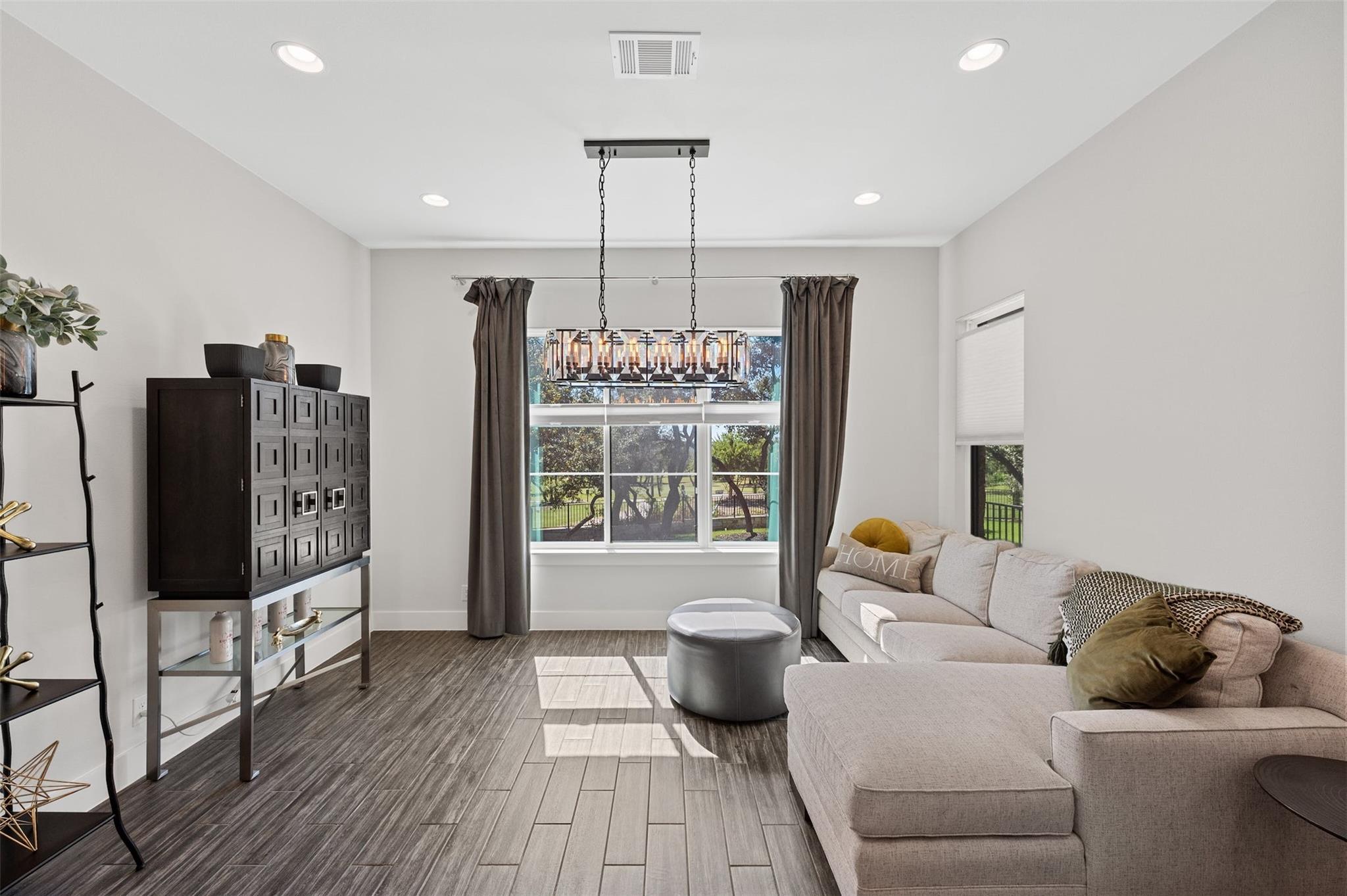 4101 Isadora Dr, Bee Cave, TX 78738