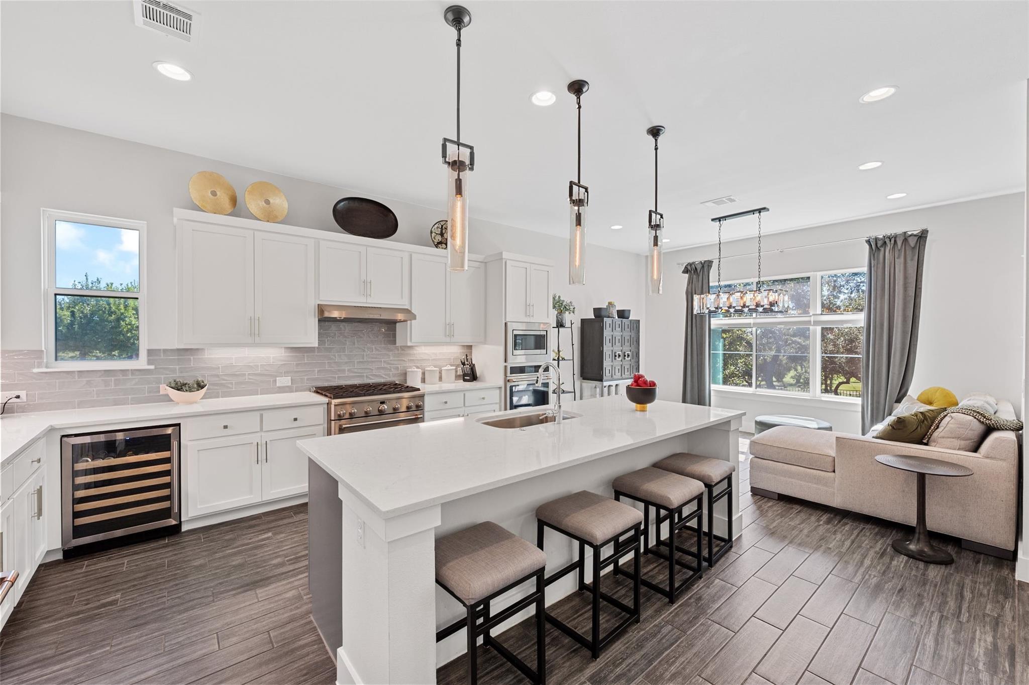 4101 Isadora Dr, Bee Cave, TX 78738