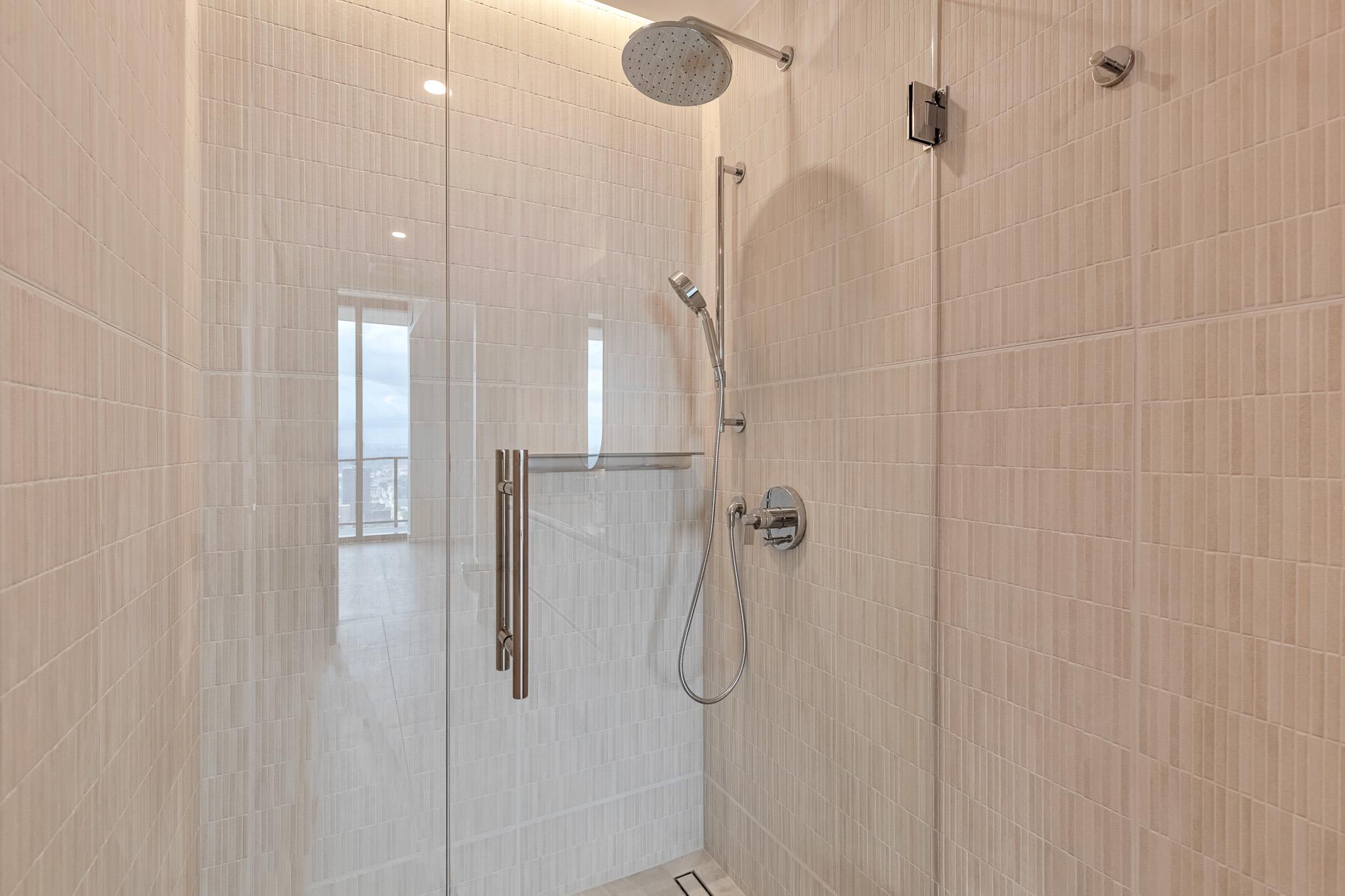 610 Davis St # 4906, Austin, TX 78701