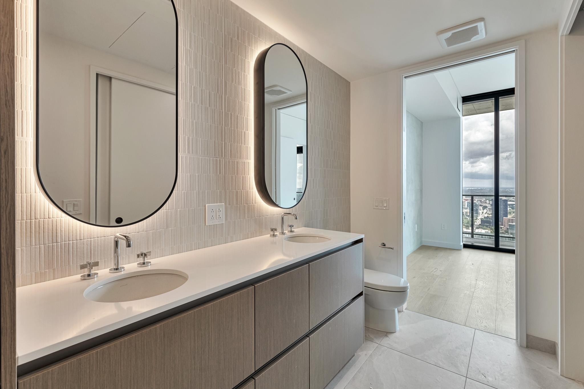 610 Davis St # 4906, Austin, TX 78701