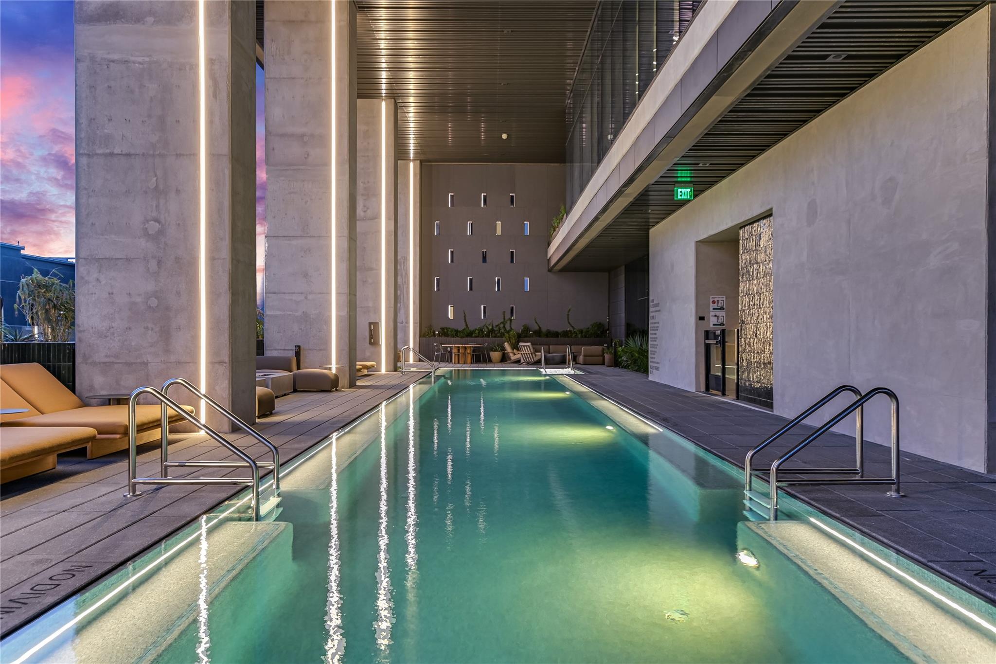 610 Davis St # 4906, Austin, TX 78701