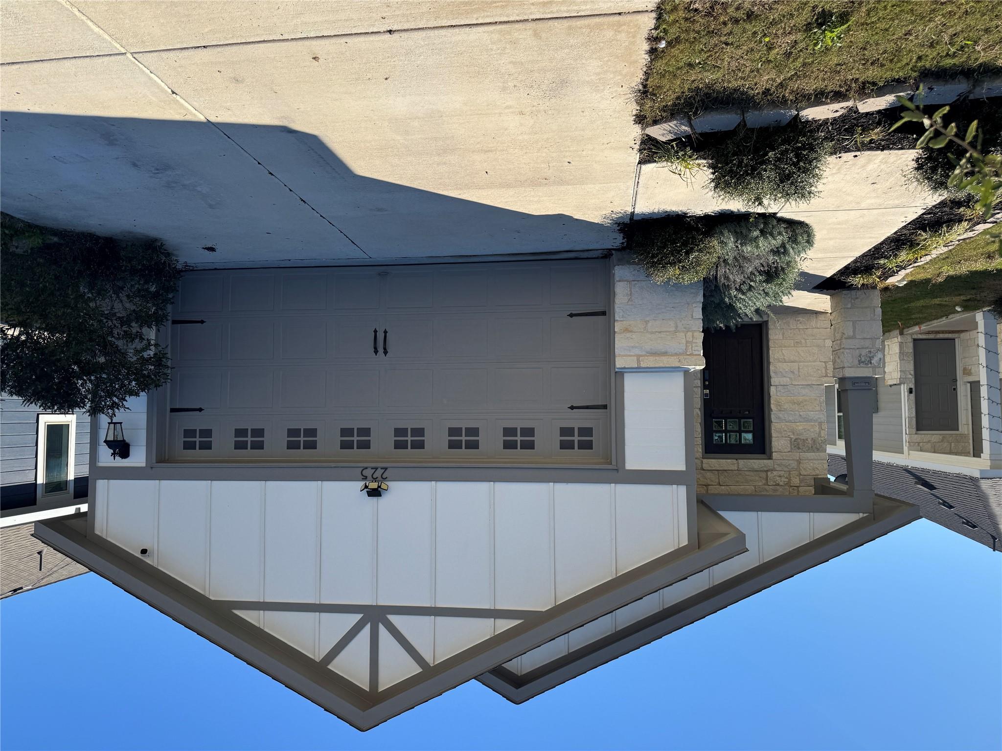 225 Unforgiven Ln, Jarrell, TX 76537