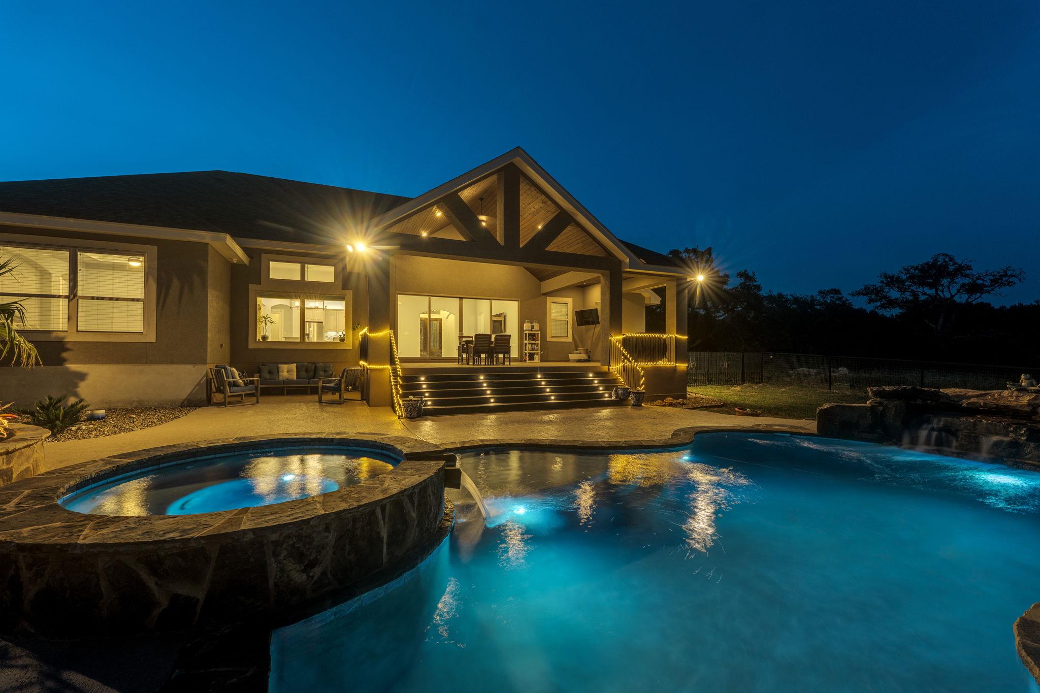 346 Blackbird Dr, Spring Branch, TX 78070