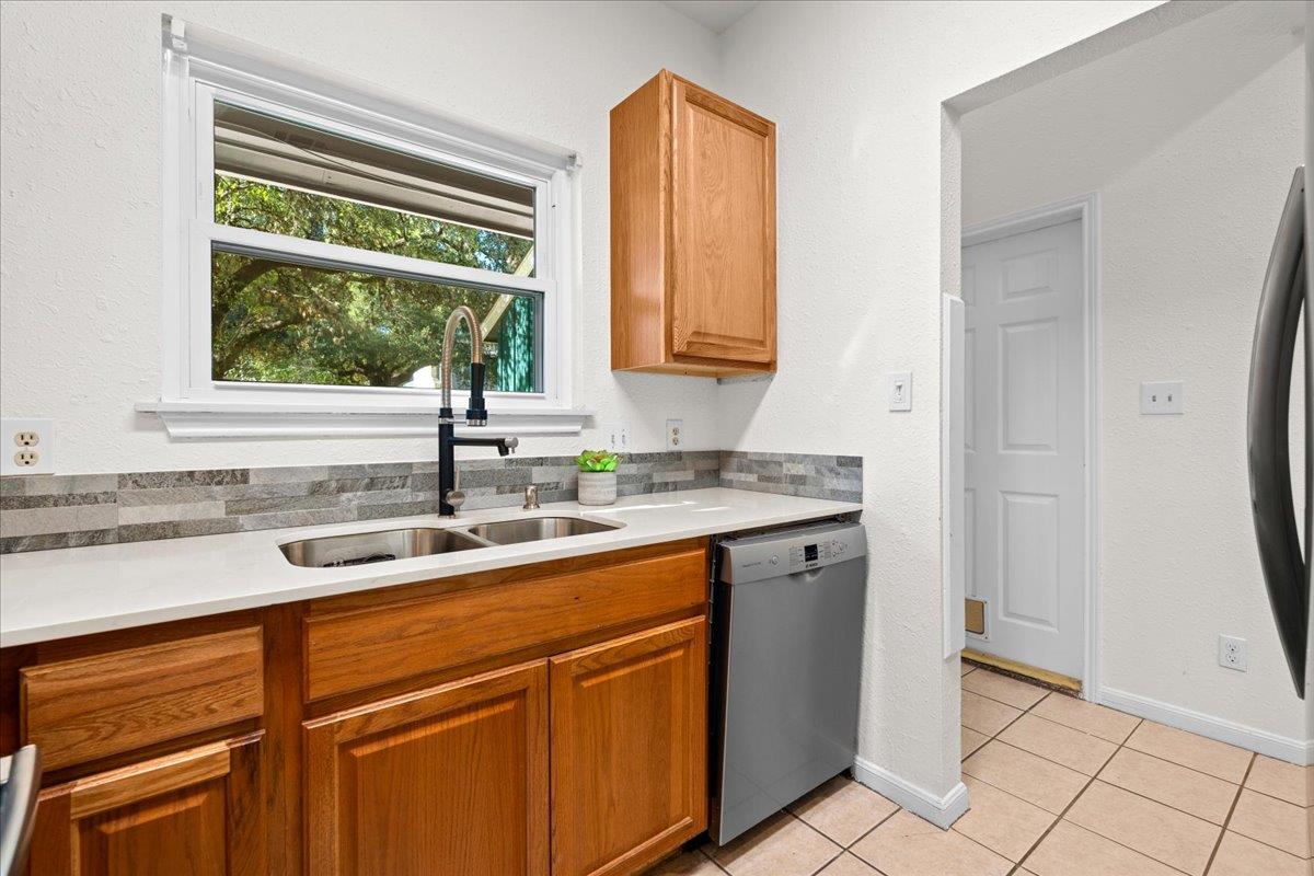 1604 Cinnamon Path # B, Austin, TX 78704