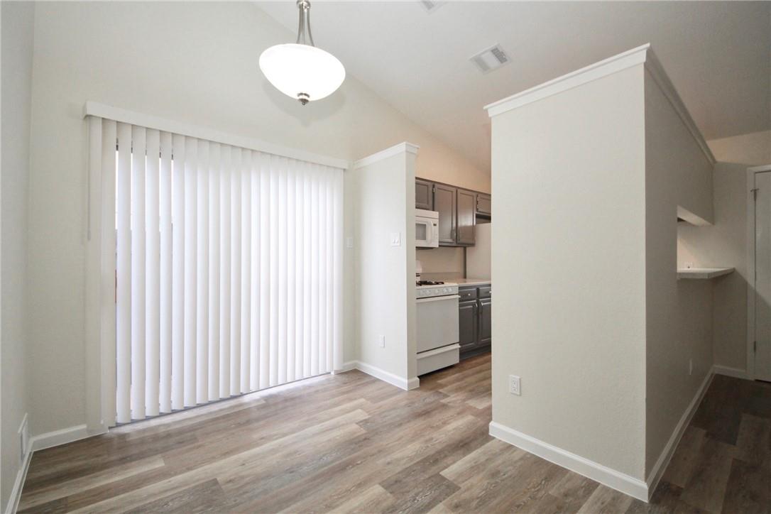 624 Greenlawn Blvd, Round Rock, TX 78664