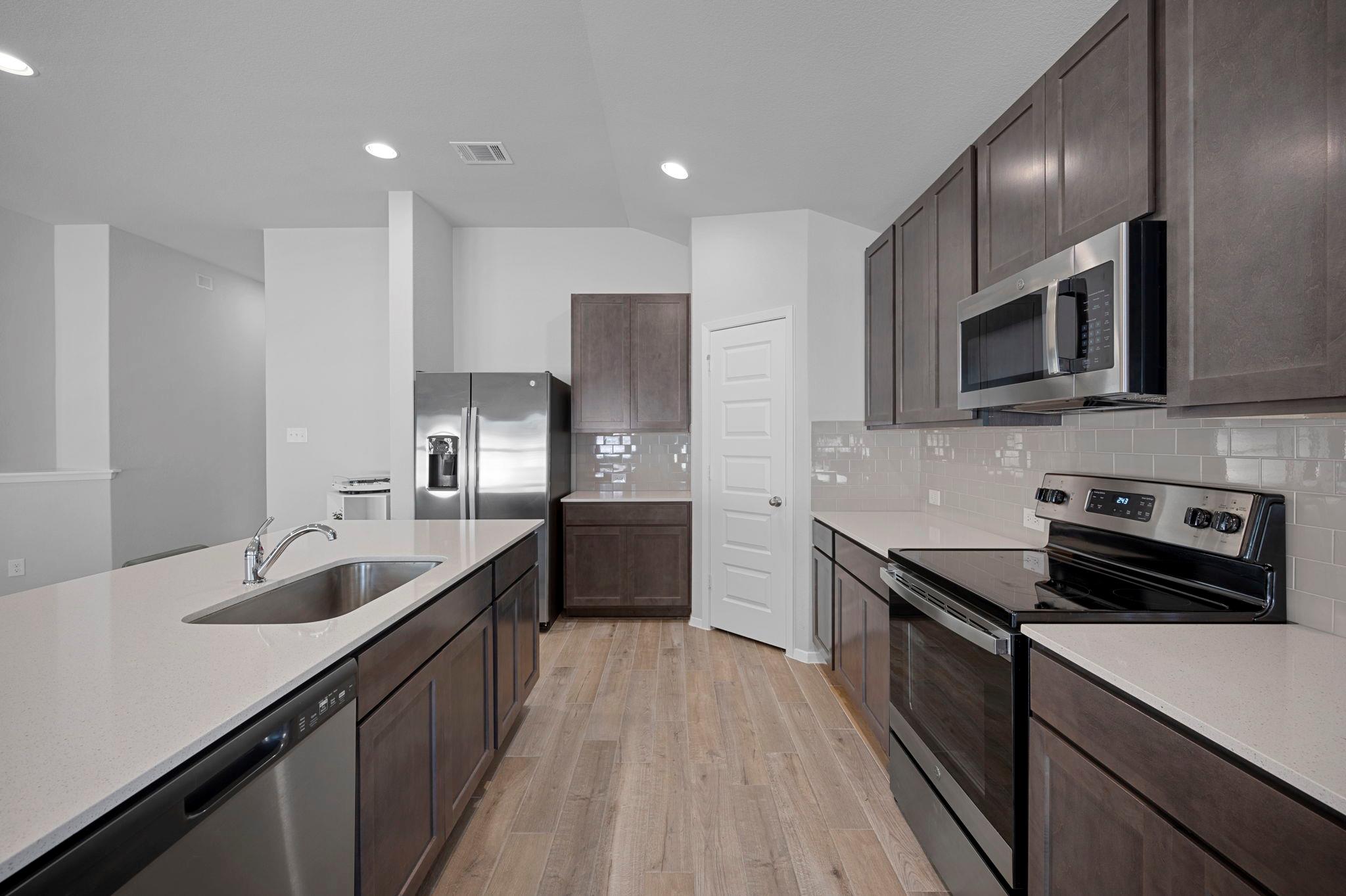 21600 O'Henry Ave, Lago Vista, TX 78645