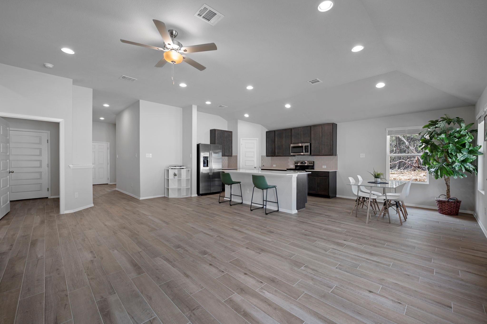 21600 O'Henry Ave, Lago Vista, TX 78645