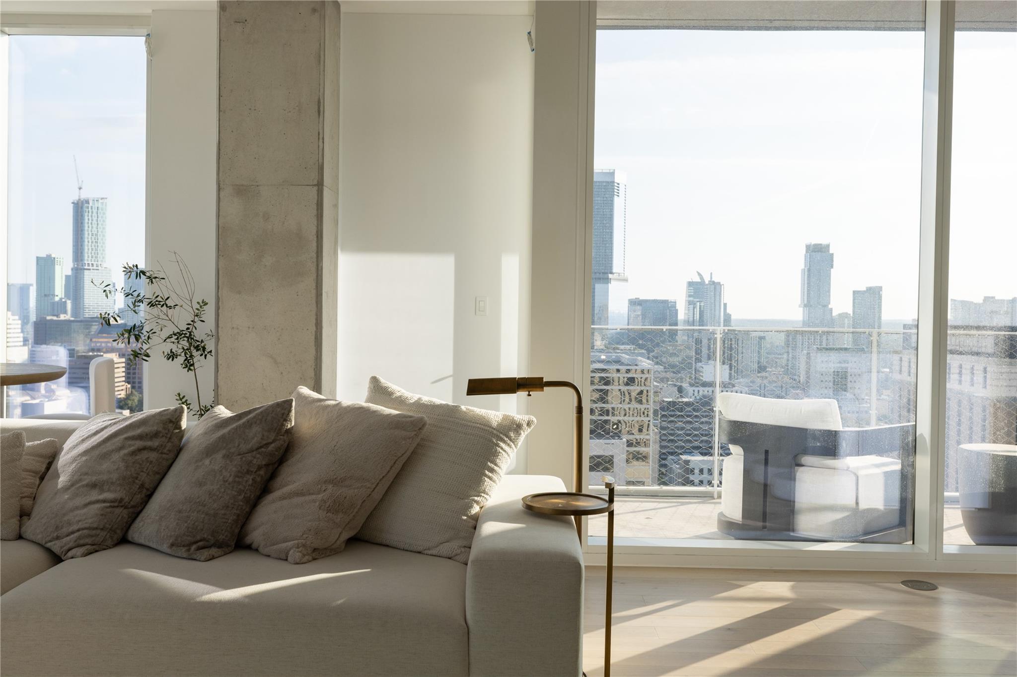 313 W 17th St # 2007, Austin, TX 78701