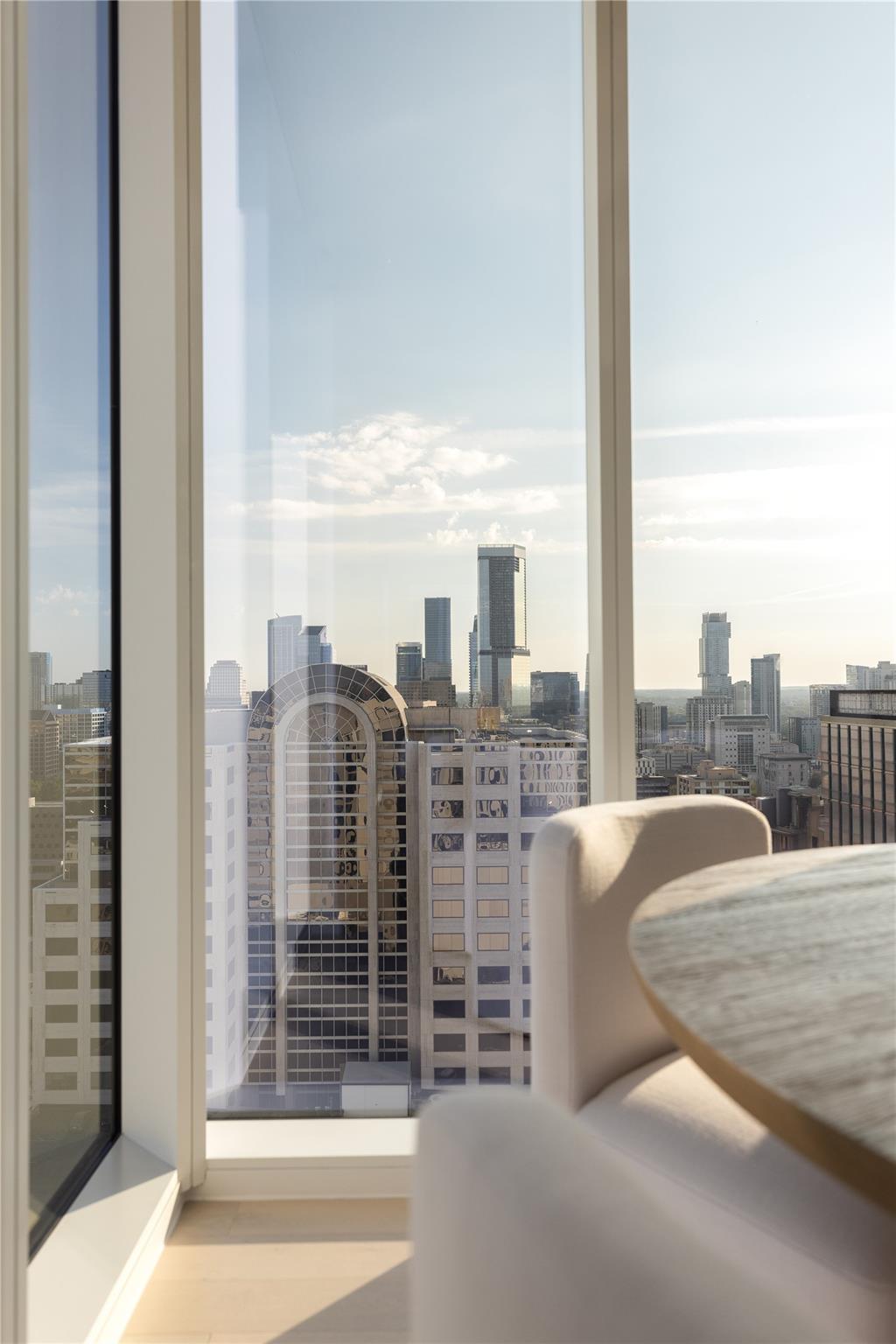 313 W 17th St # 2007, Austin, TX 78701