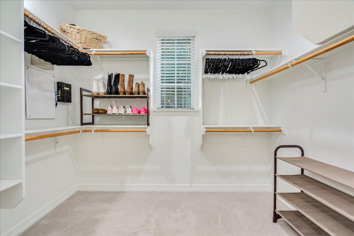 19619 Summit Glory Trl, Spicewood, TX 78669