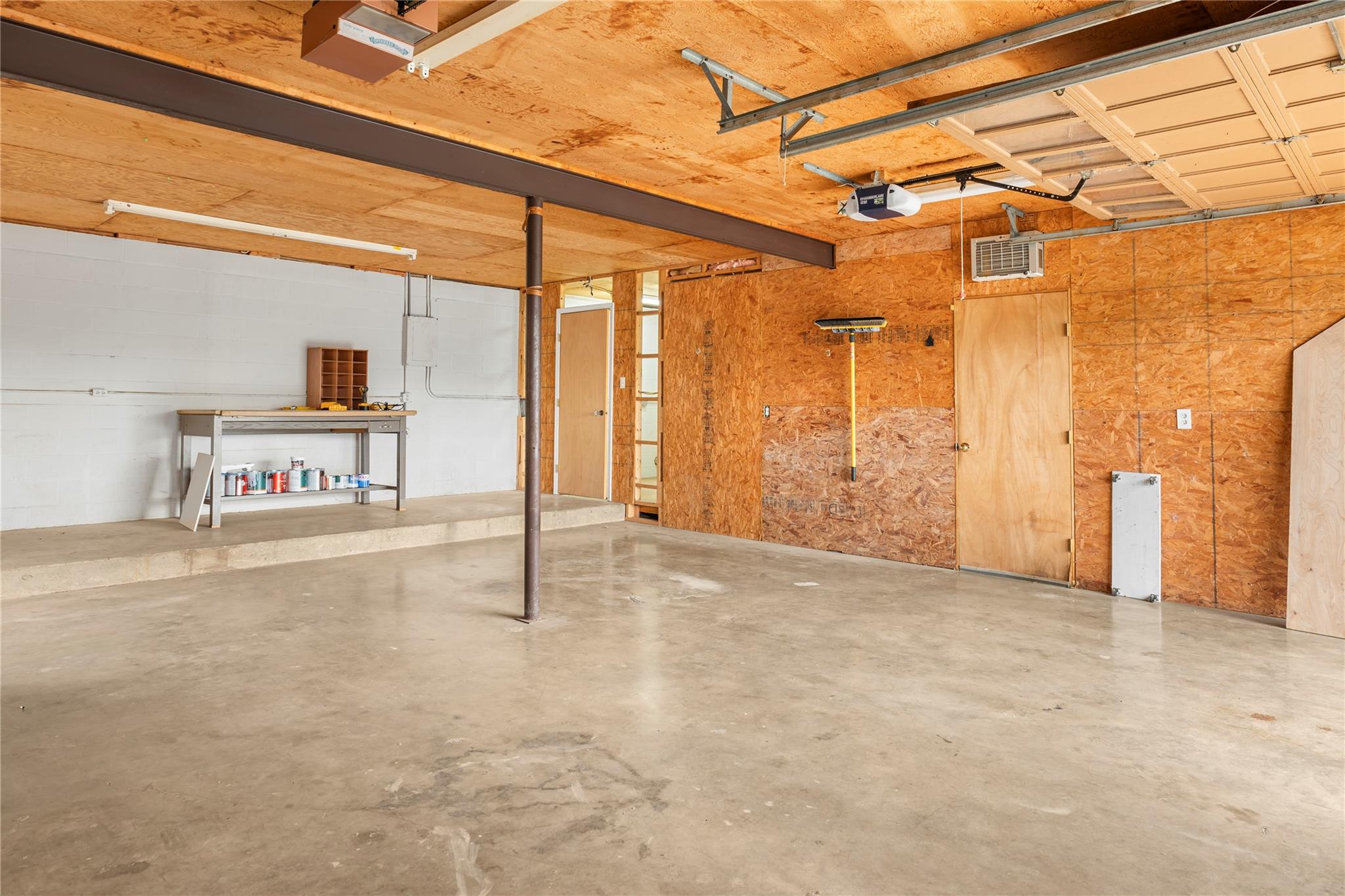 1191 Dawnridge Dr, Canyon Lake, TX 78133