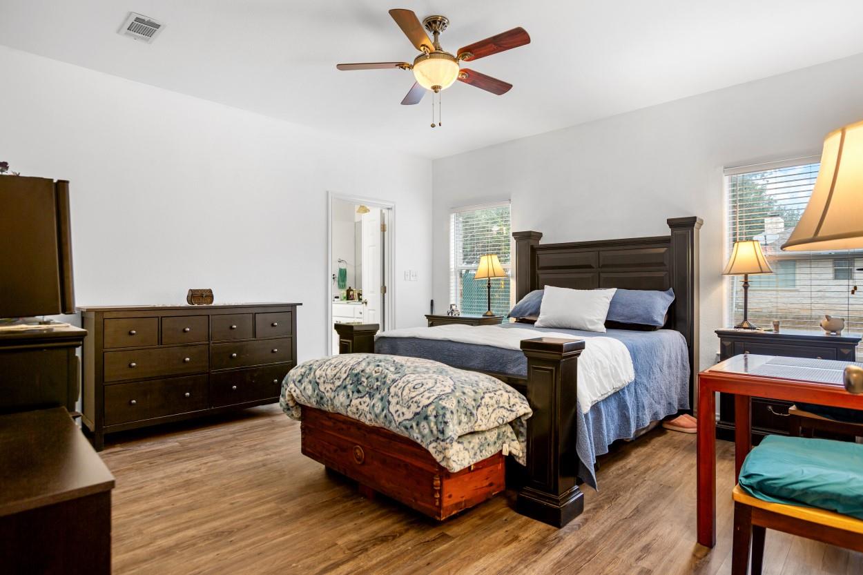 107 Frederick Ln, Thorndale, TX 76577