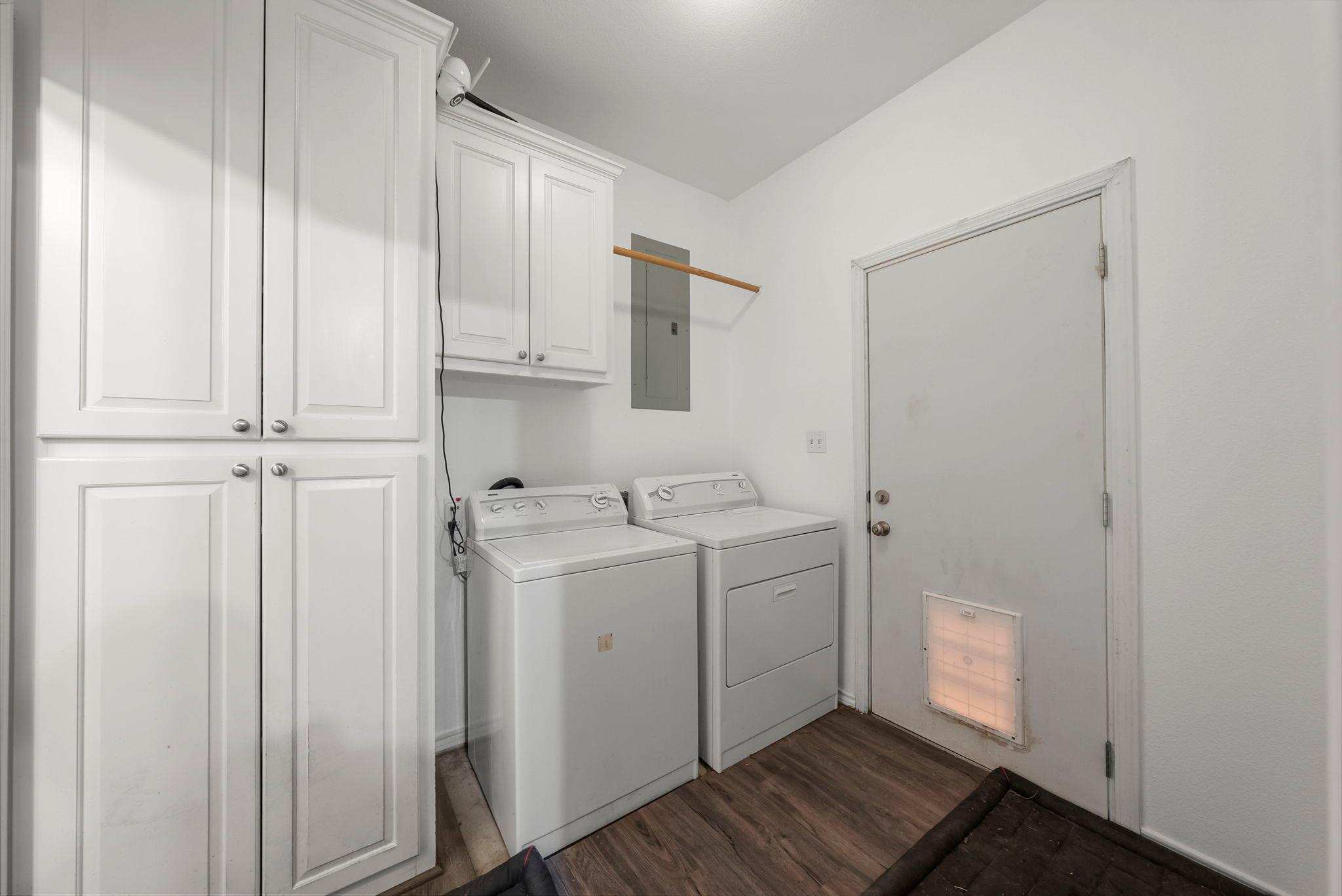 107 Frederick Ln, Thorndale, TX 76577