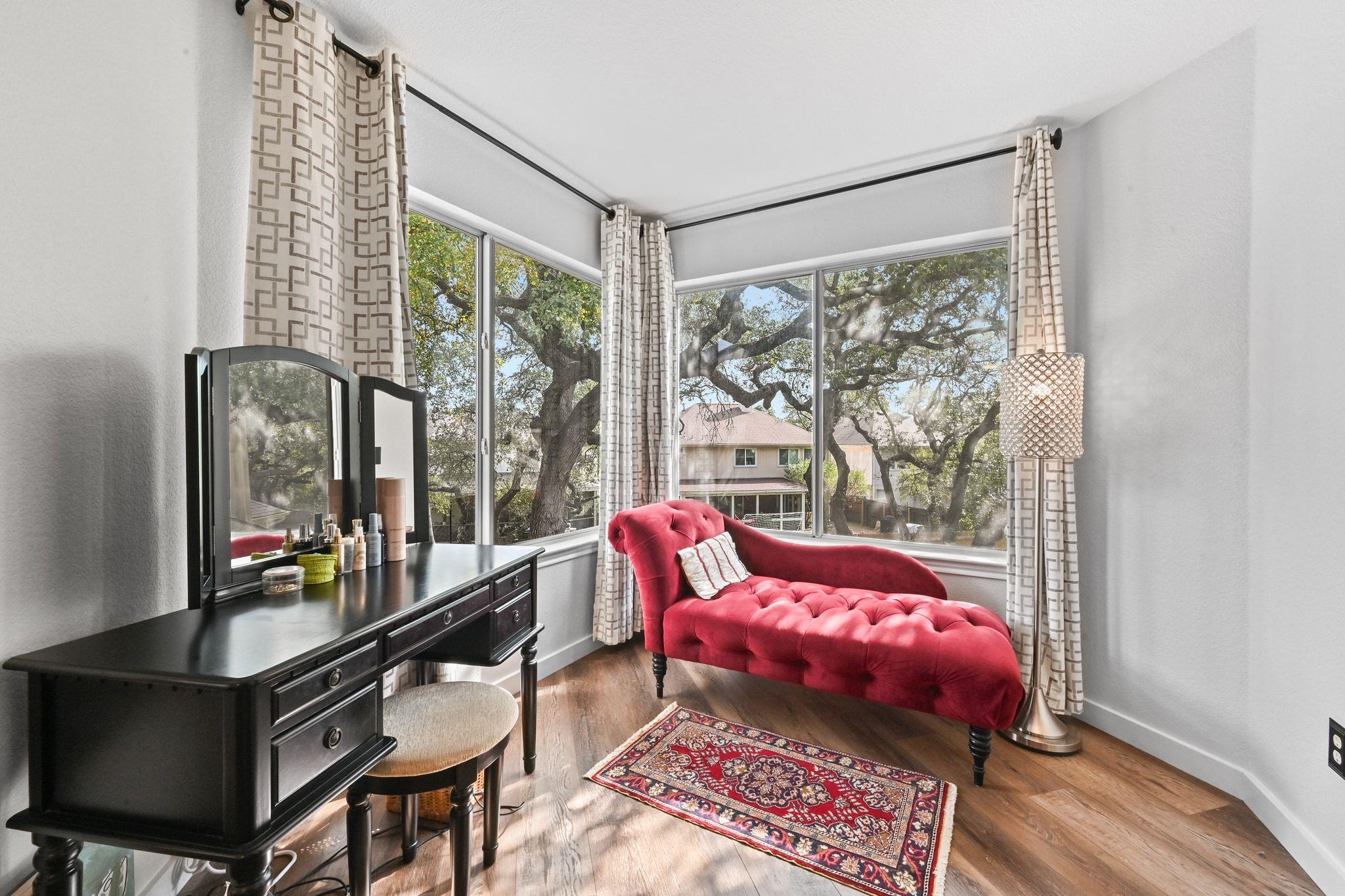 6609 W Oasis Dr, Austin, TX 78749