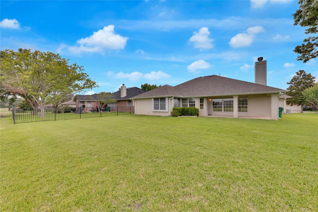 2721 Butler National Dr, Pflugerville, TX 78660