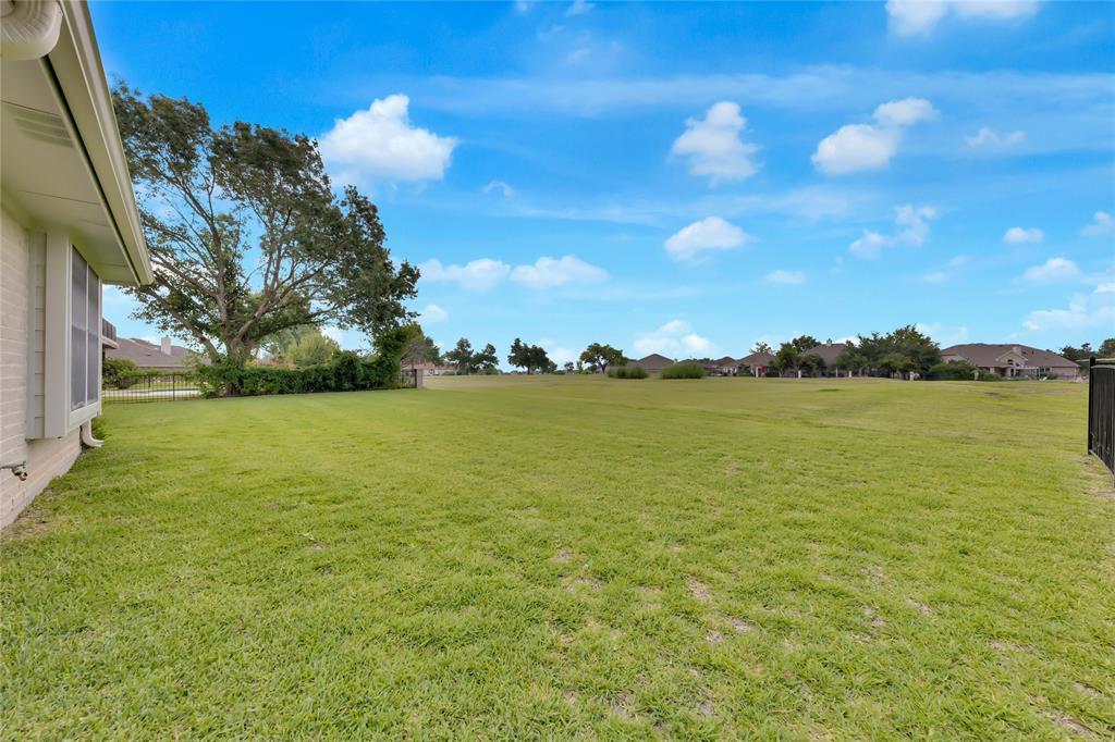 2721 Butler National Dr, Pflugerville, TX 78660