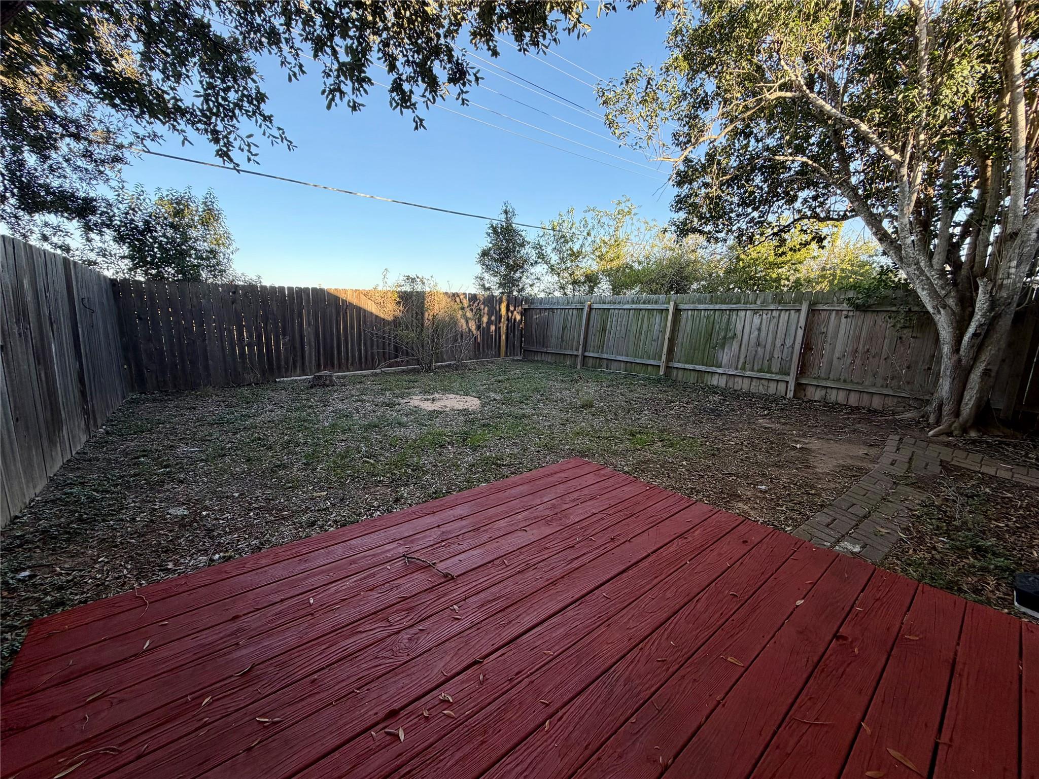 1510 S Medina St # B, Lockhart, TX 78644