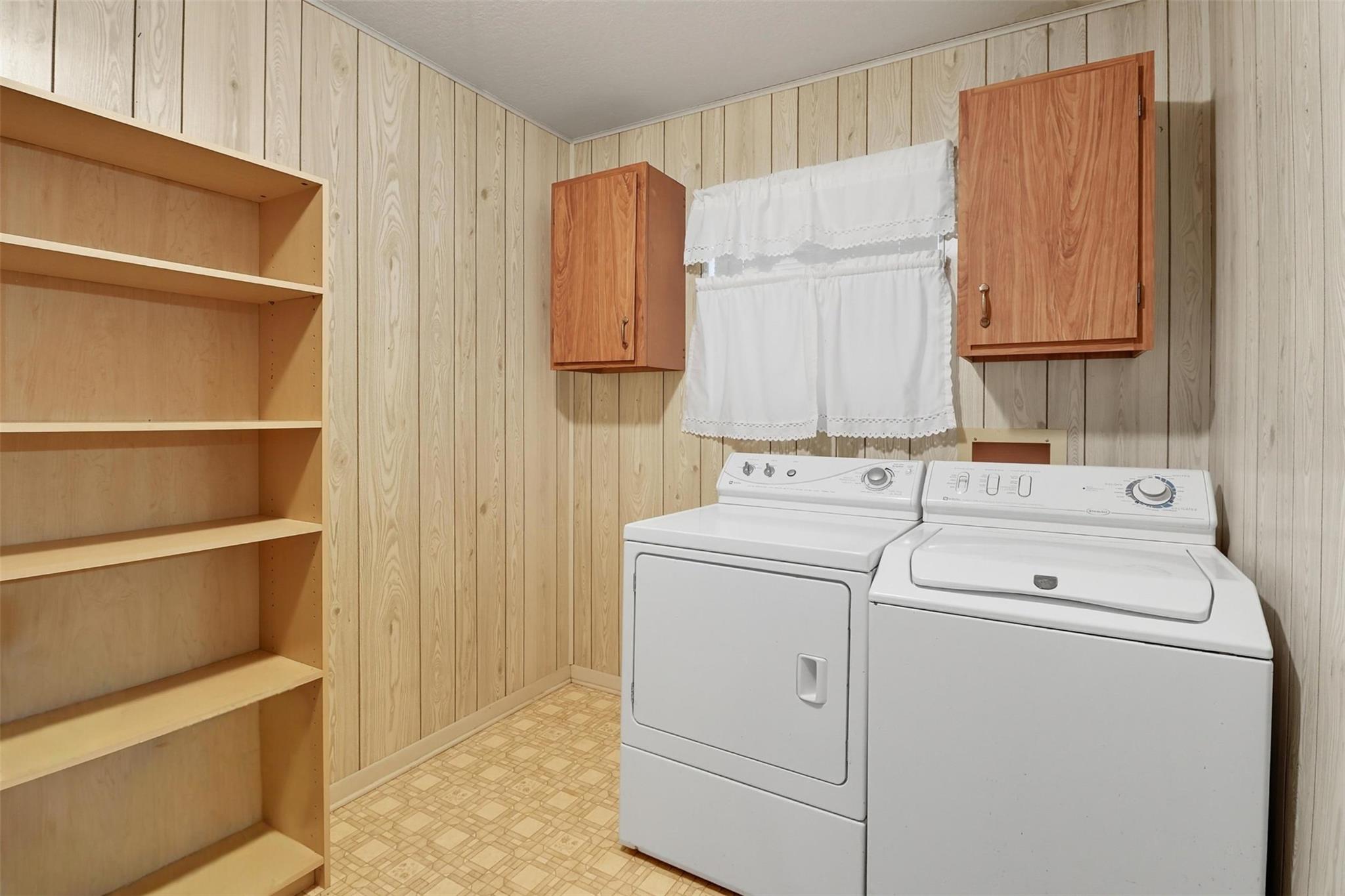 601 Lakeshore Loop, Tow, TX 78672