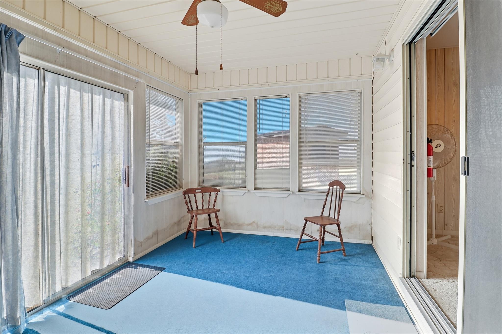 601 Lakeshore Loop, Tow, TX 78672