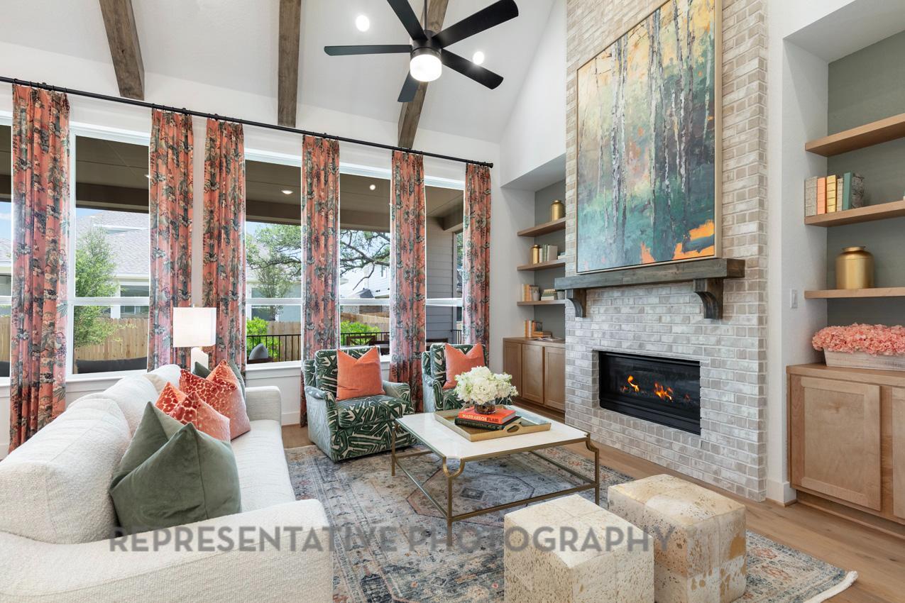 121 Ribera Dr, Liberty Hill, TX 78642