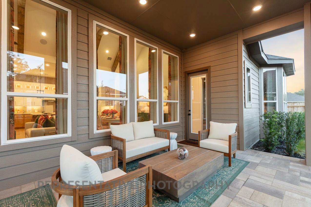 121 Ribera Dr, Liberty Hill, TX 78642