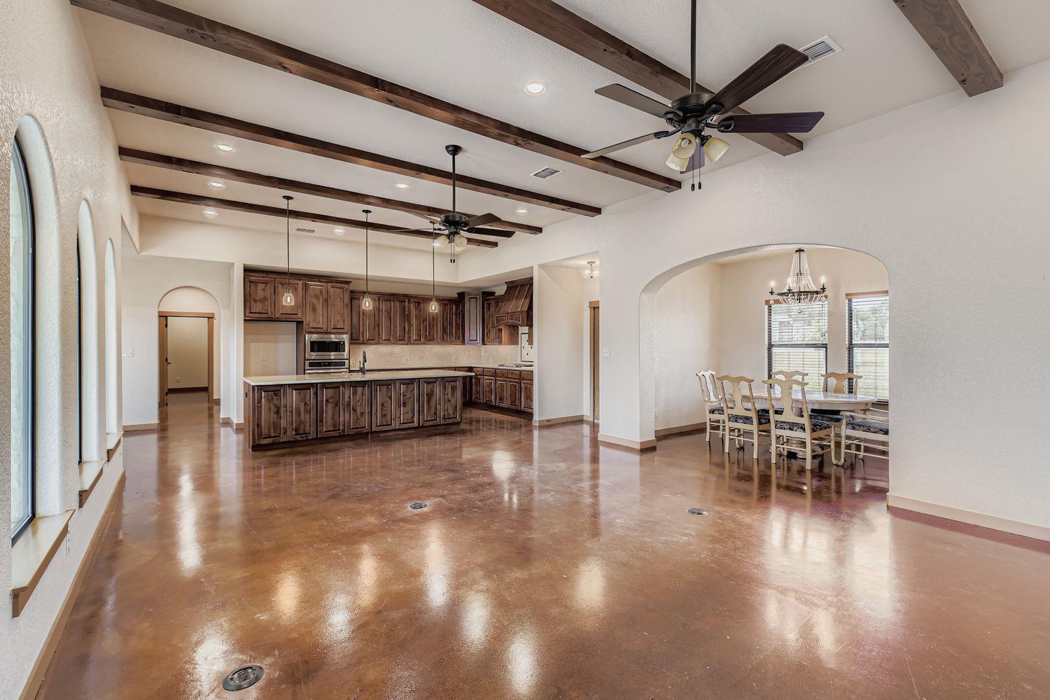 192 Freedom Dr, Georgetown, TX 78626