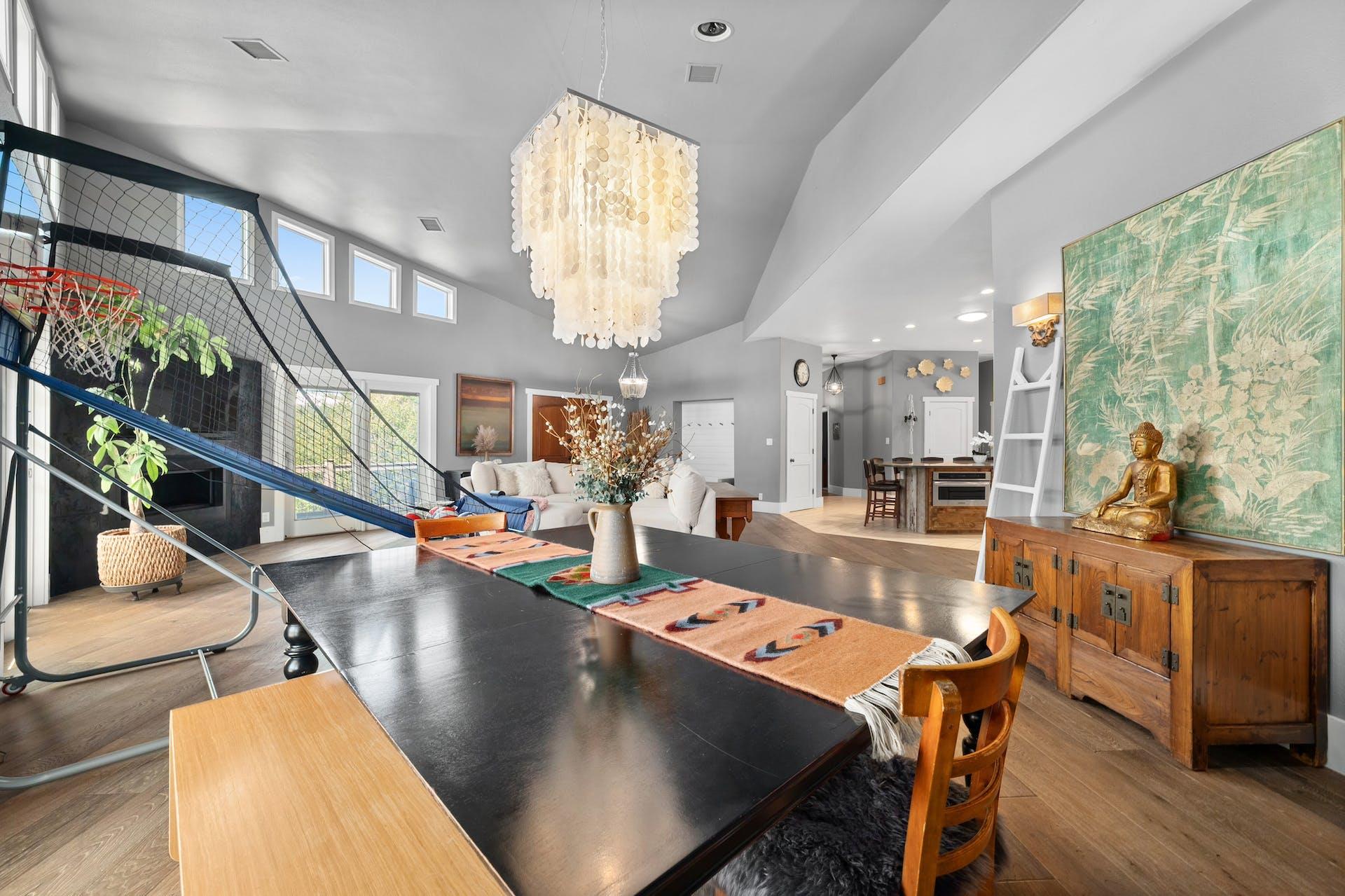 2001 Mestena Trl, Austin, TX 78733