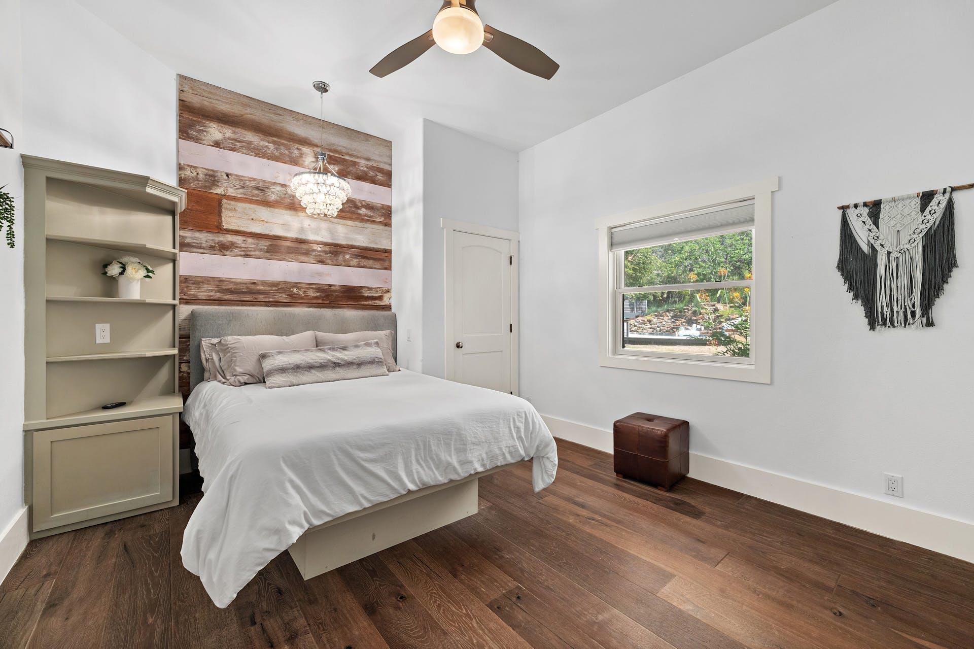 2001 Mestena Trl, Austin, TX 78733