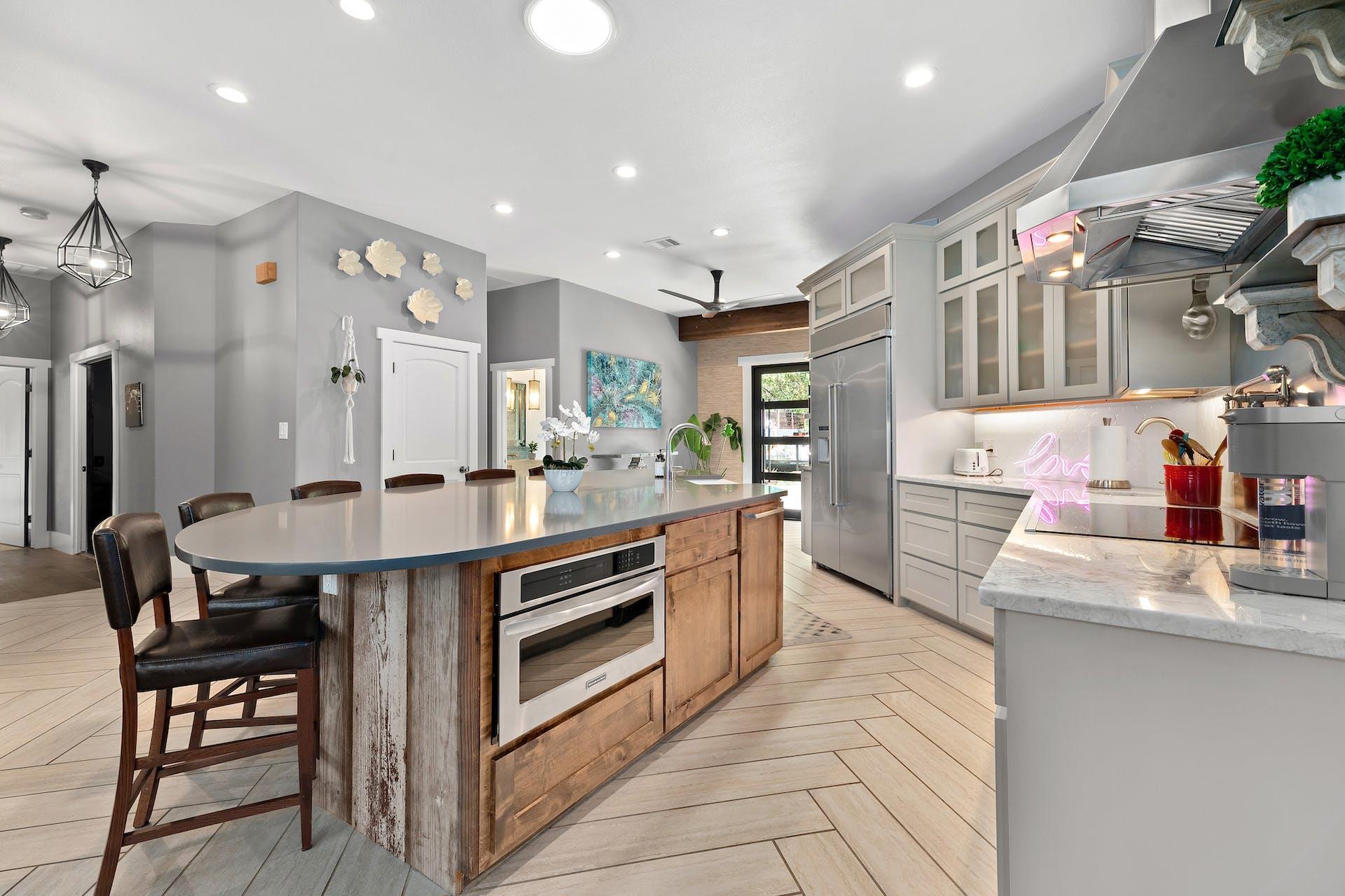 2001 Mestena Trl, Austin, TX 78733