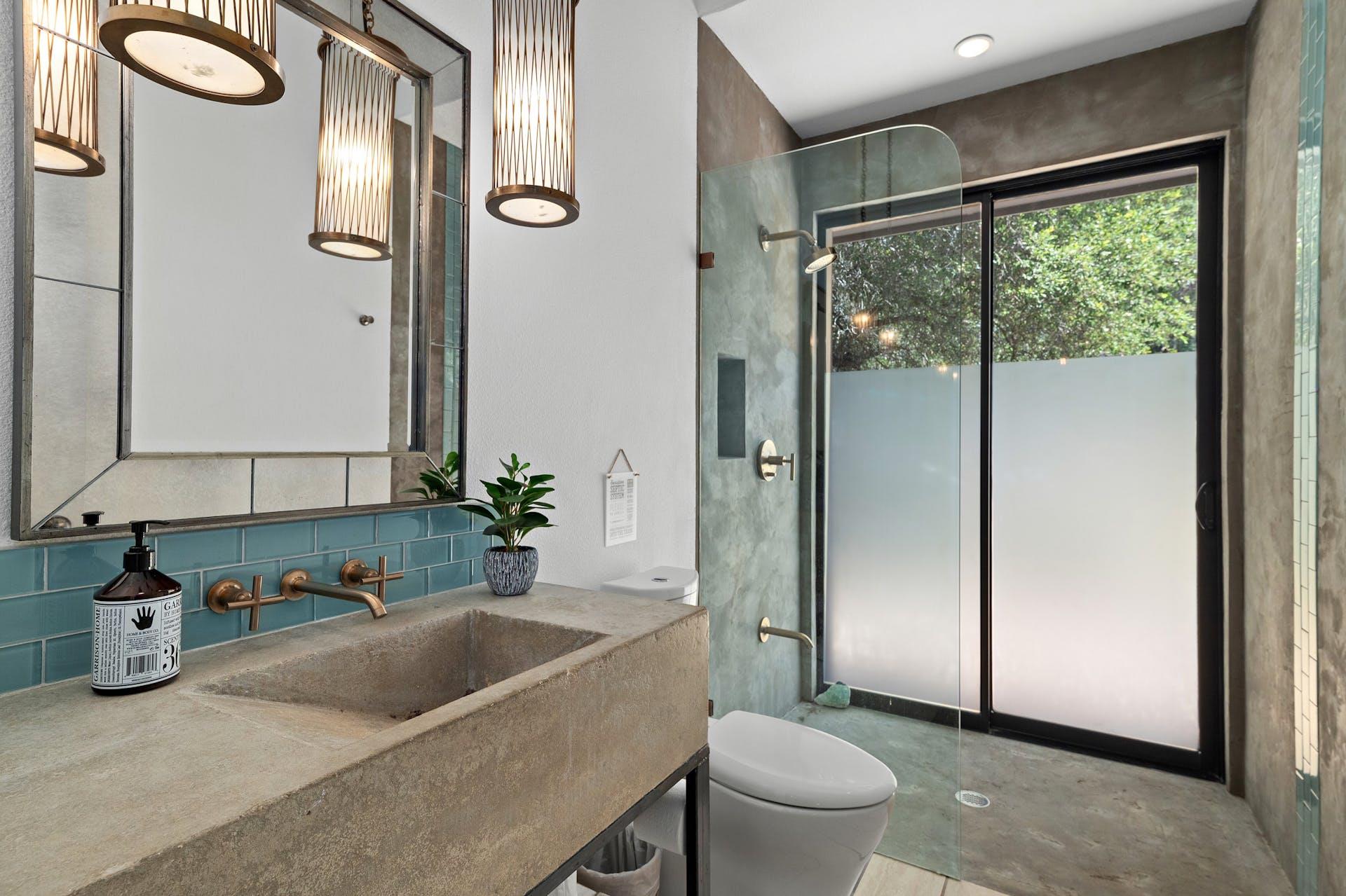 2001 Mestena Trl, Austin, TX 78733